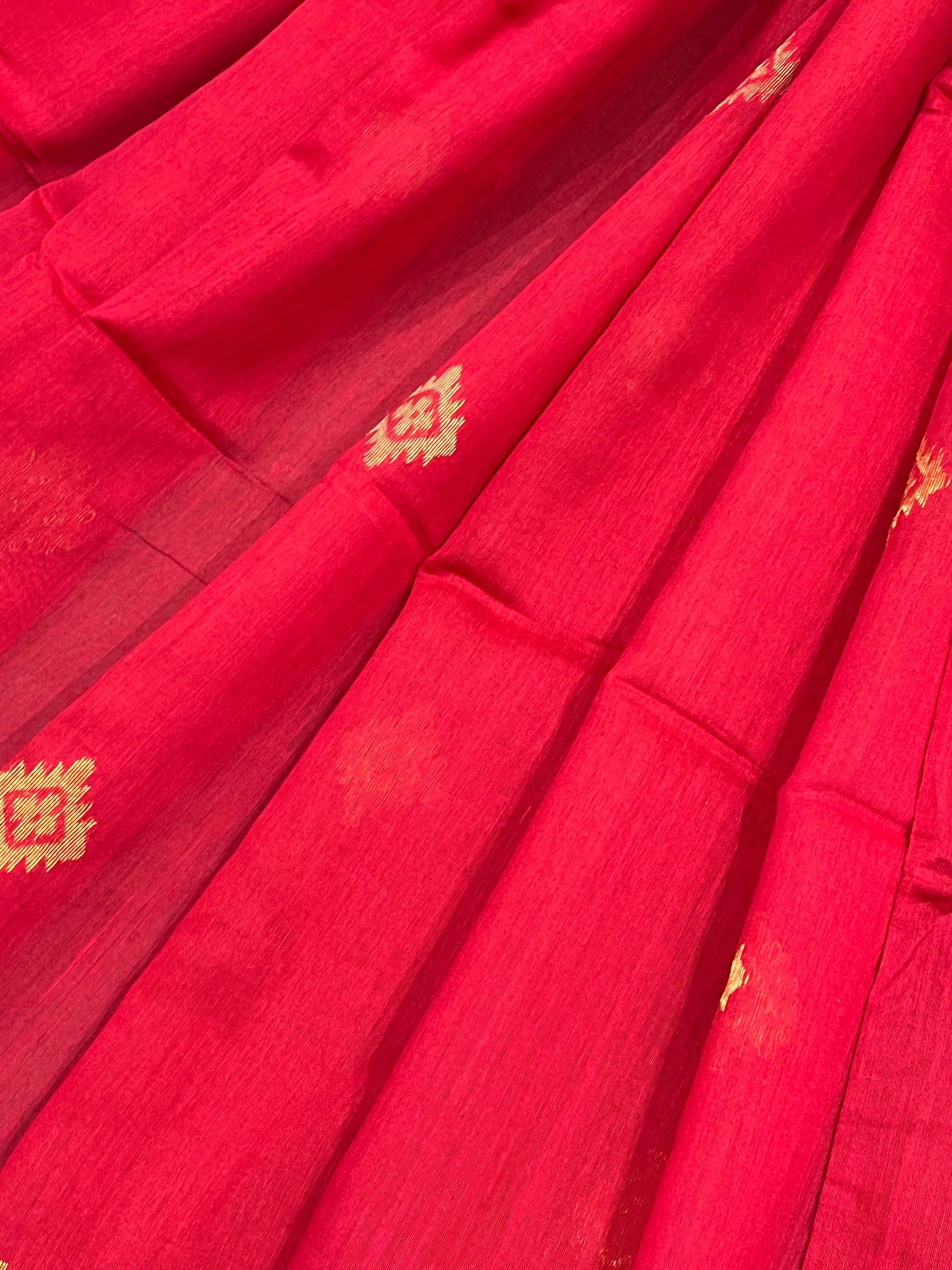 RED PURE HANDLOOM MUL COTTOPN COTTON