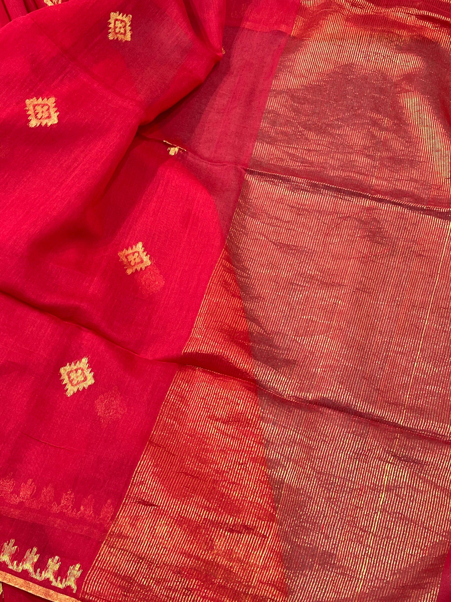 RED PURE HANDLOOM MUL COTTOPN COTTON