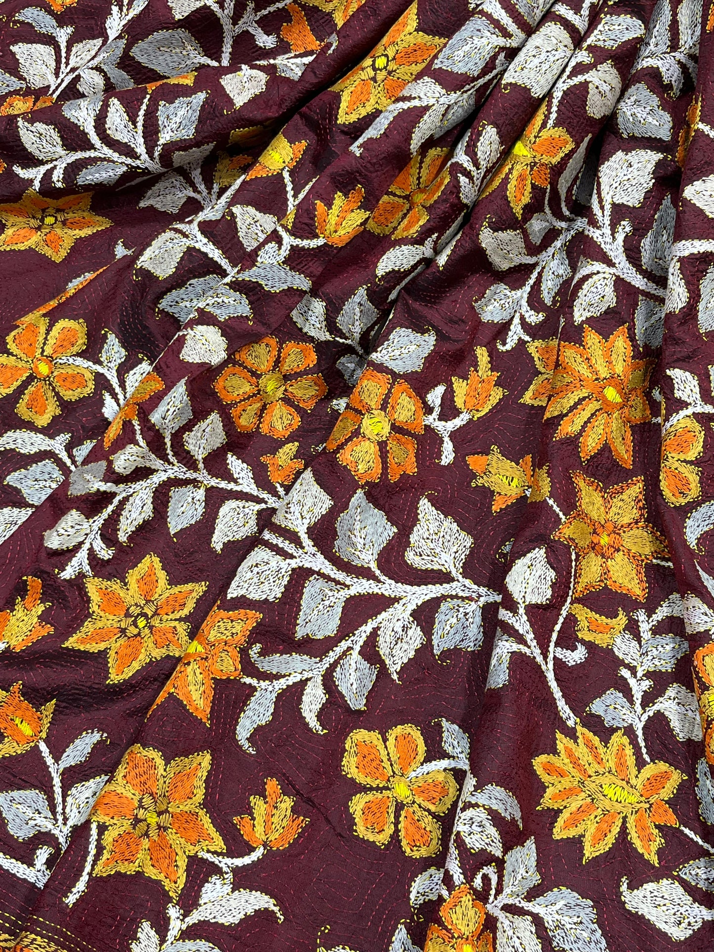 MAROON PURE HANDLOOM KANTHA DUPATTA