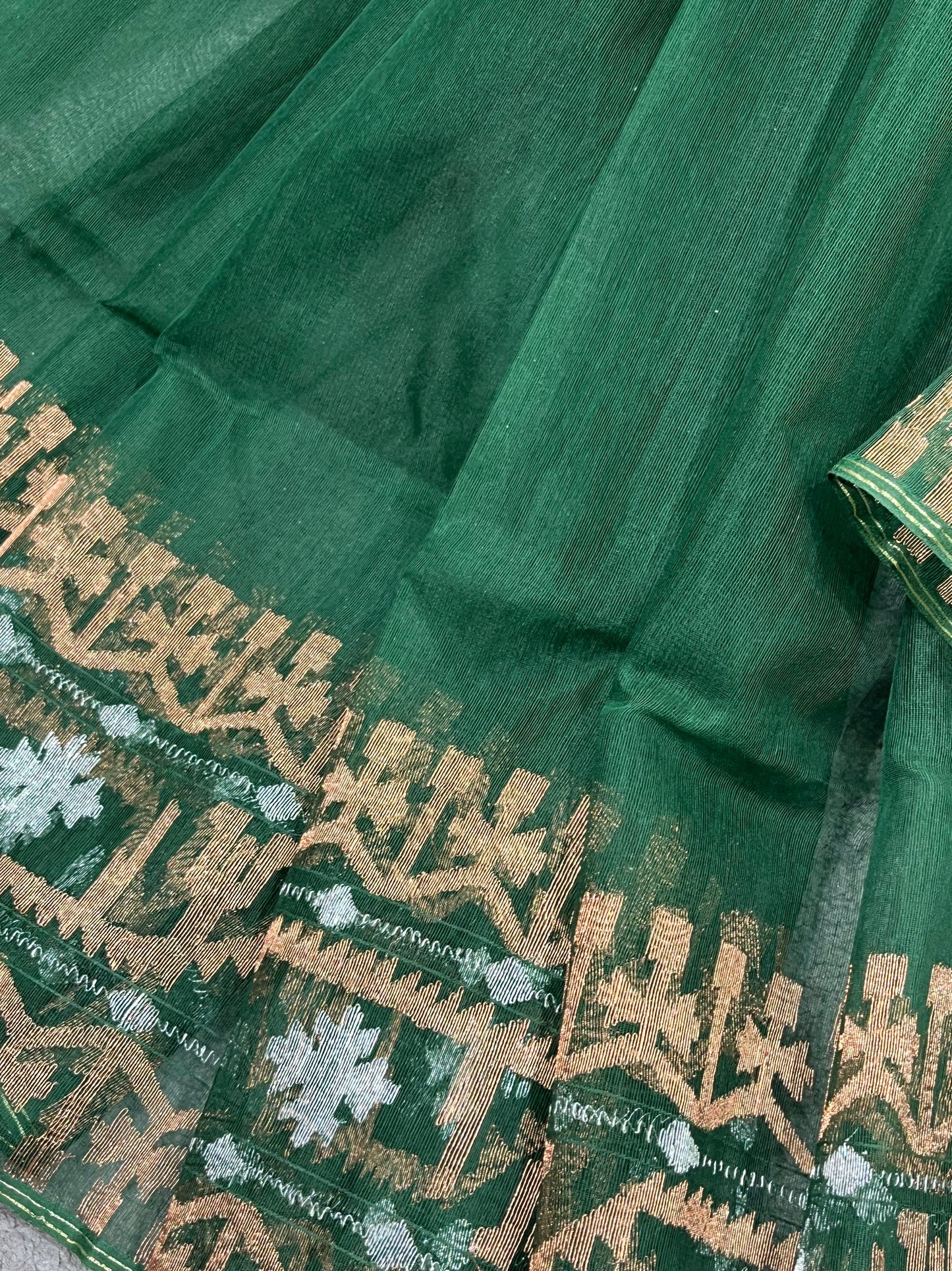 GREEN EXCLUSIVE PURE HANDLOOM DHAKAI JAMDANI SAREE