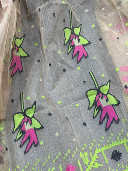 LIGHT PEACH PURE HANDLOOM DHAKAI JAMDANI SAREE