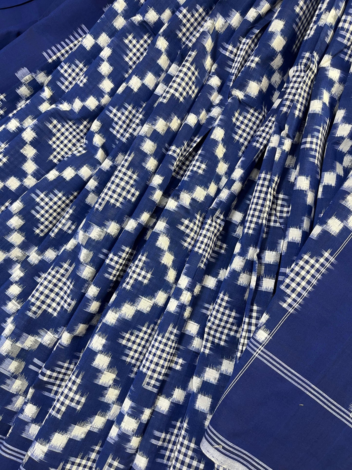 BLUE PURE HANDLOOM COTTON IKKAT SAREE