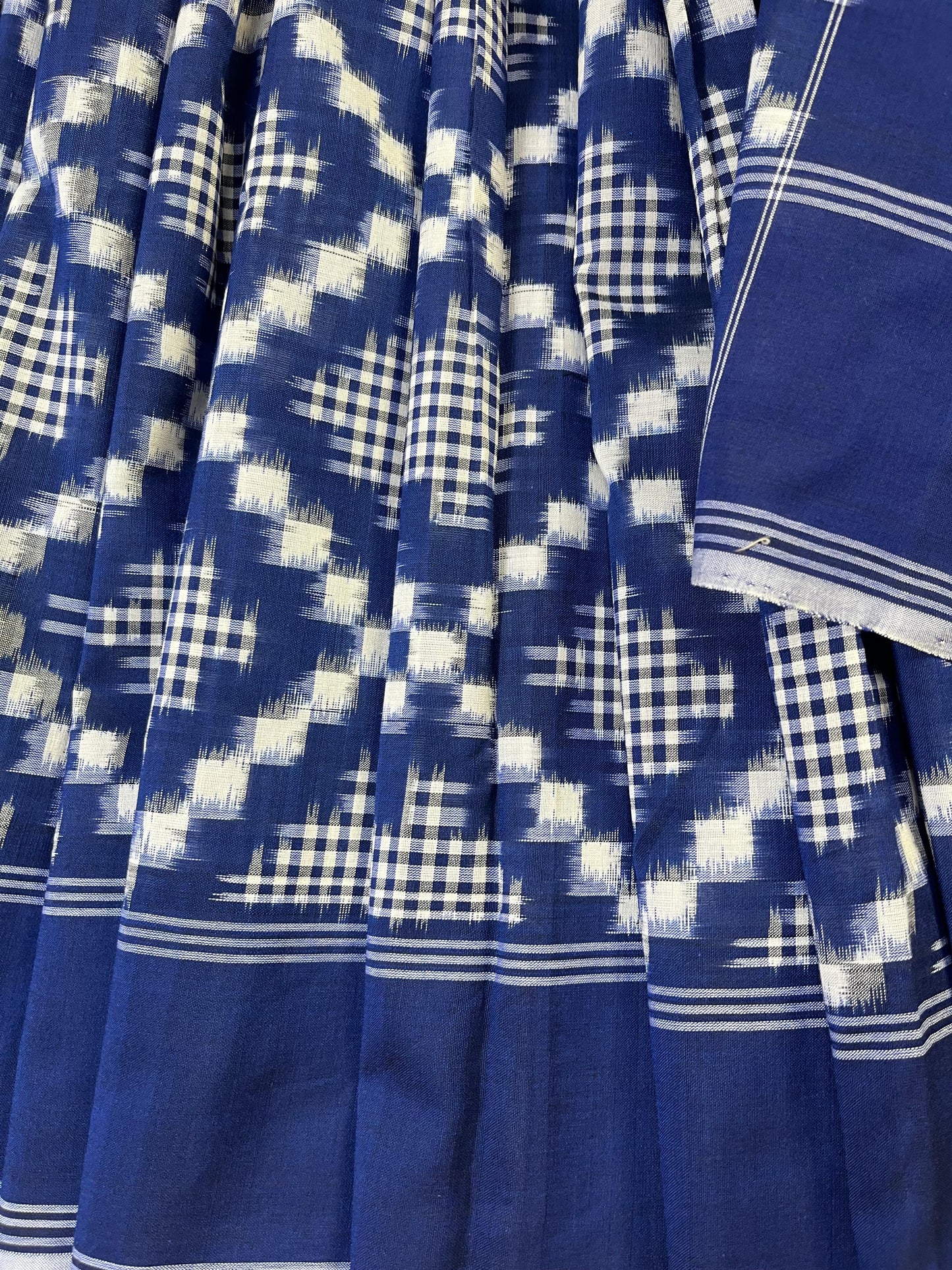 BLUE PURE HANDLOOM COTTON IKKAT SAREE