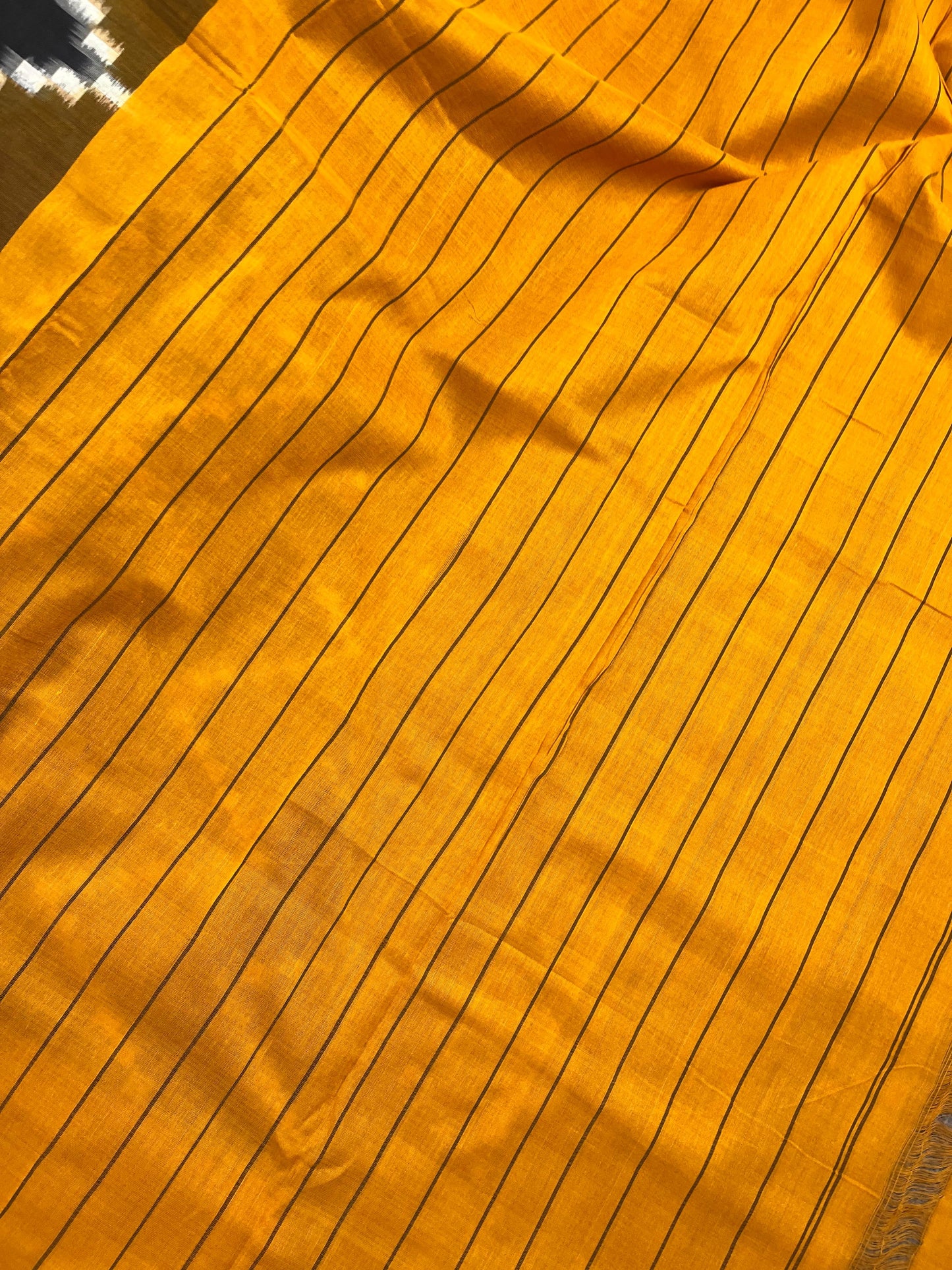 BLACK PURE HANDLOOM COTTON IKKAT SAREE