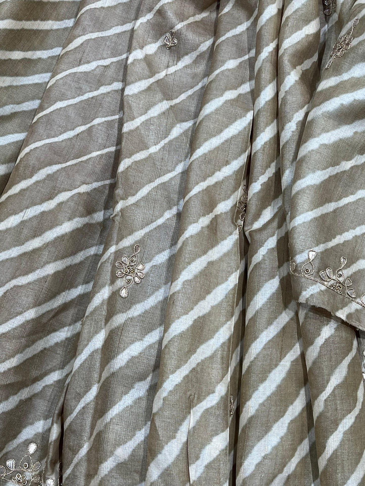 LIGHT BROWN TASSAR PURE HANDLOOM LEHERIYA SAREE