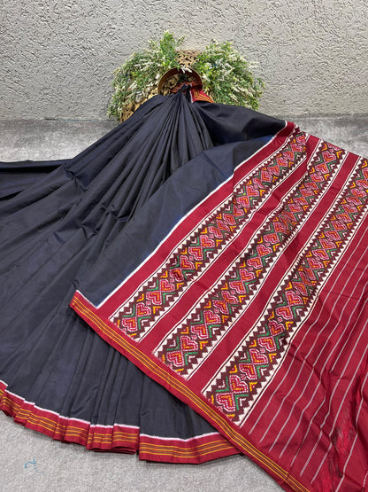 NAVY BLUE PURE HANDLOOM DOUBLE IKKAT SAREE