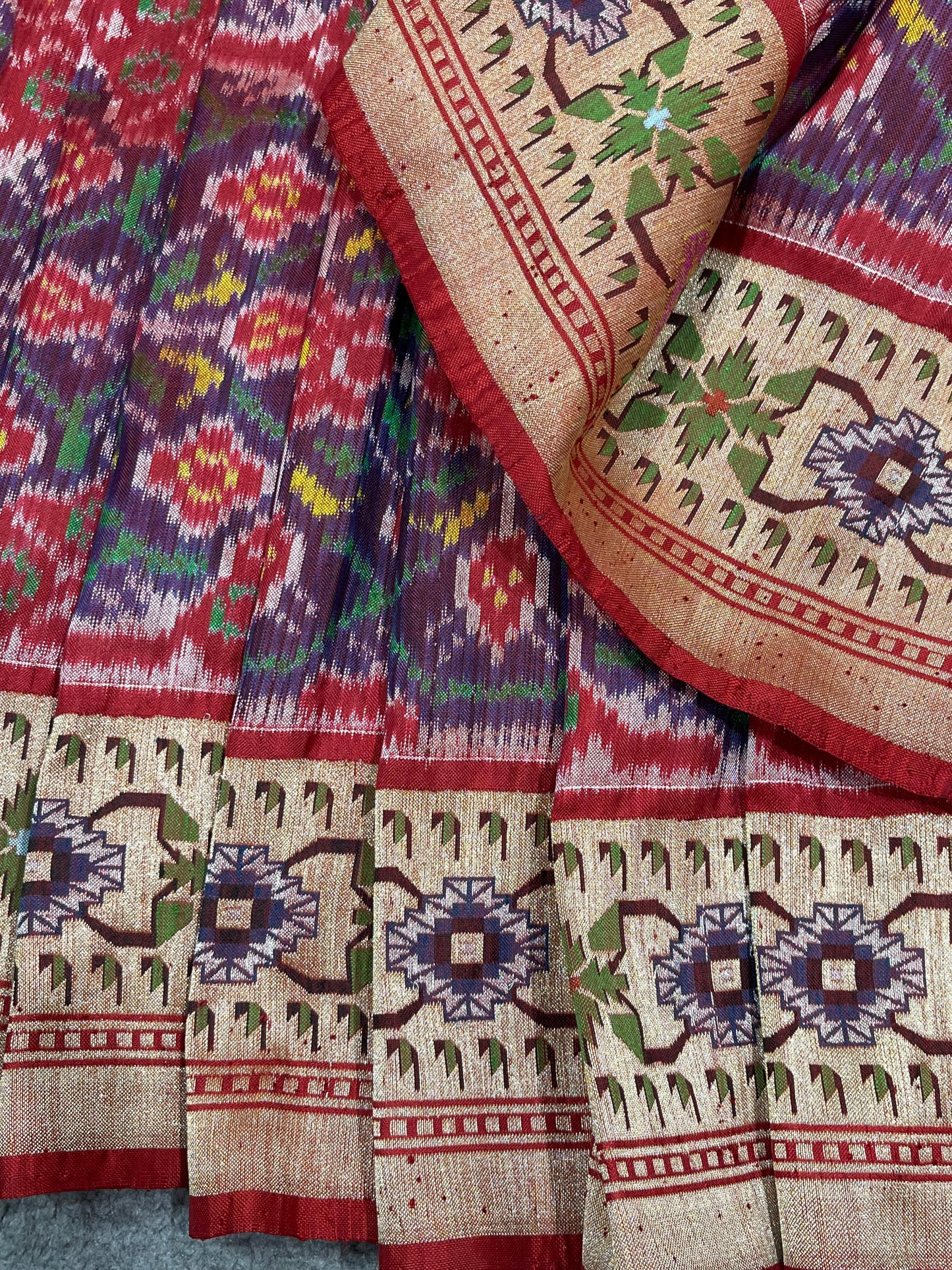 RED PURE HANDLOOM SINGKE IKKAT SAREE