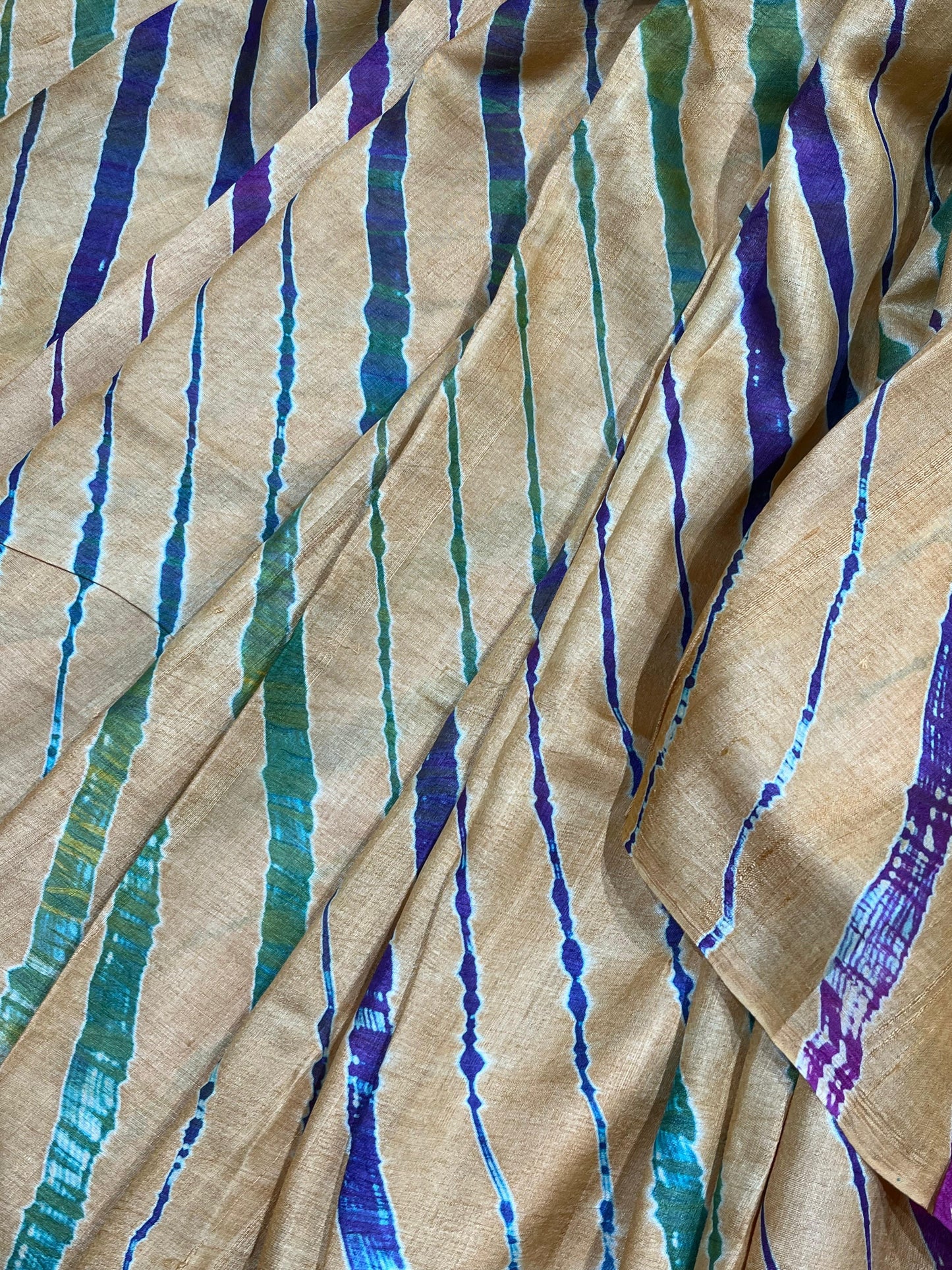 CREAM TASSAR PURE HANDLOOM LEHERIYA SAREE