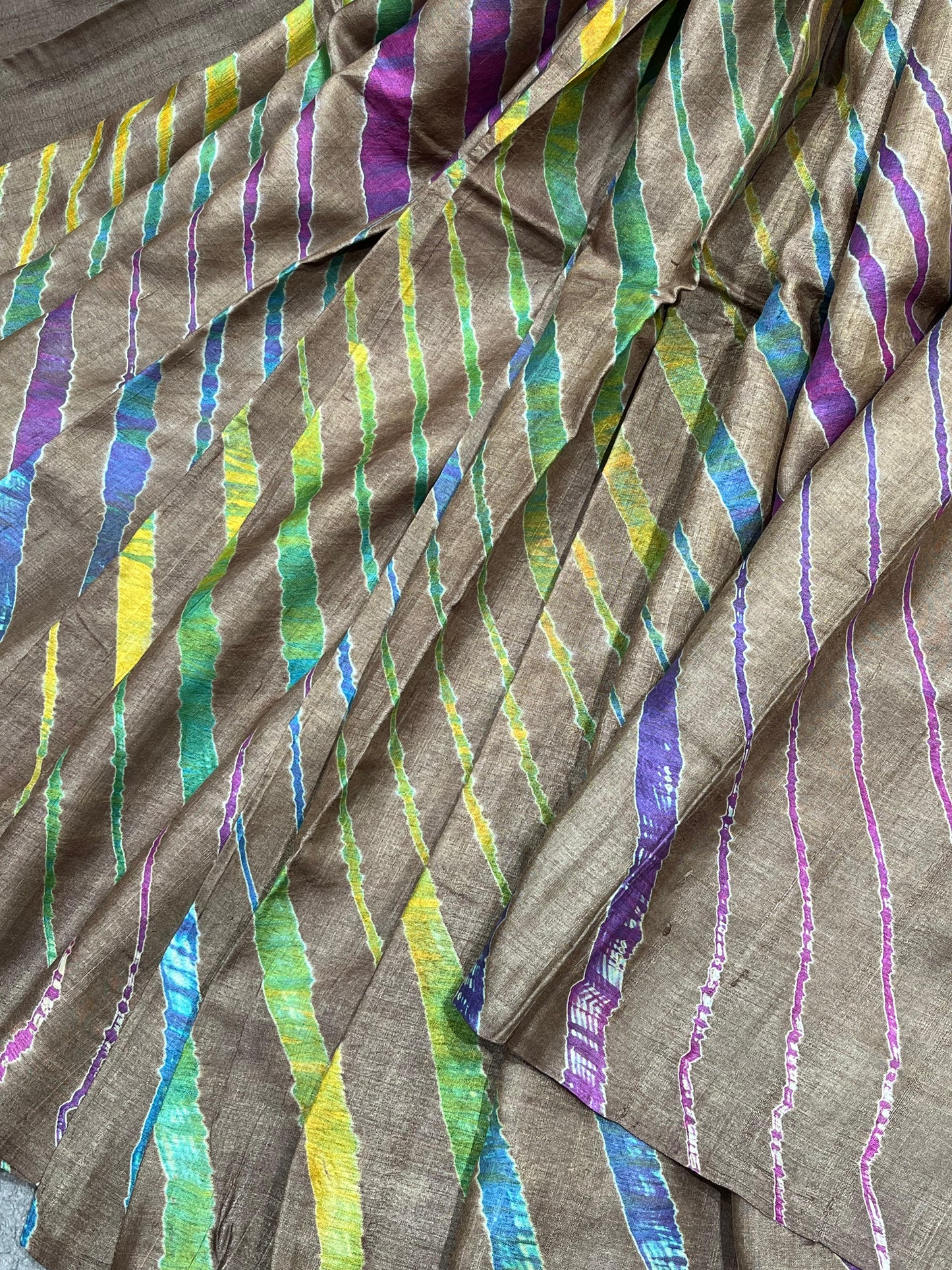 BROWN TASSAR PURE HANDLOOM LEHERIYA SAREE