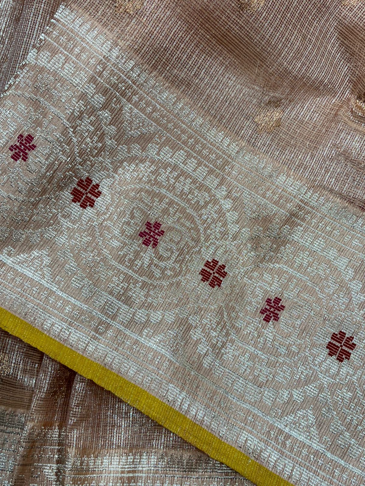 SOFT PEACHE PURE HANDLOOM KOTA DORIA SAREE