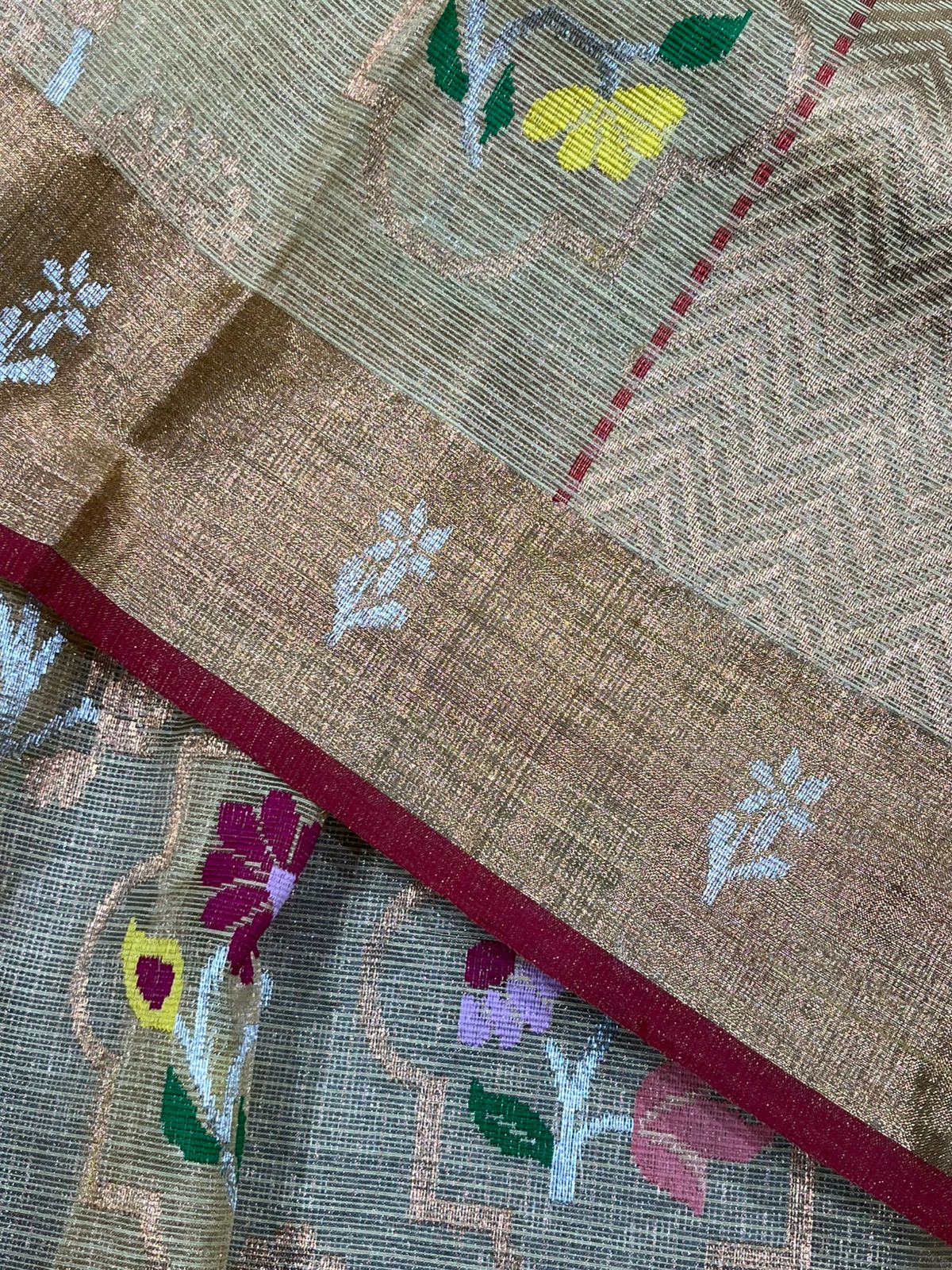 GOLDEN BEIGE PURE HANDLOOM KOTA DORIA SAREE