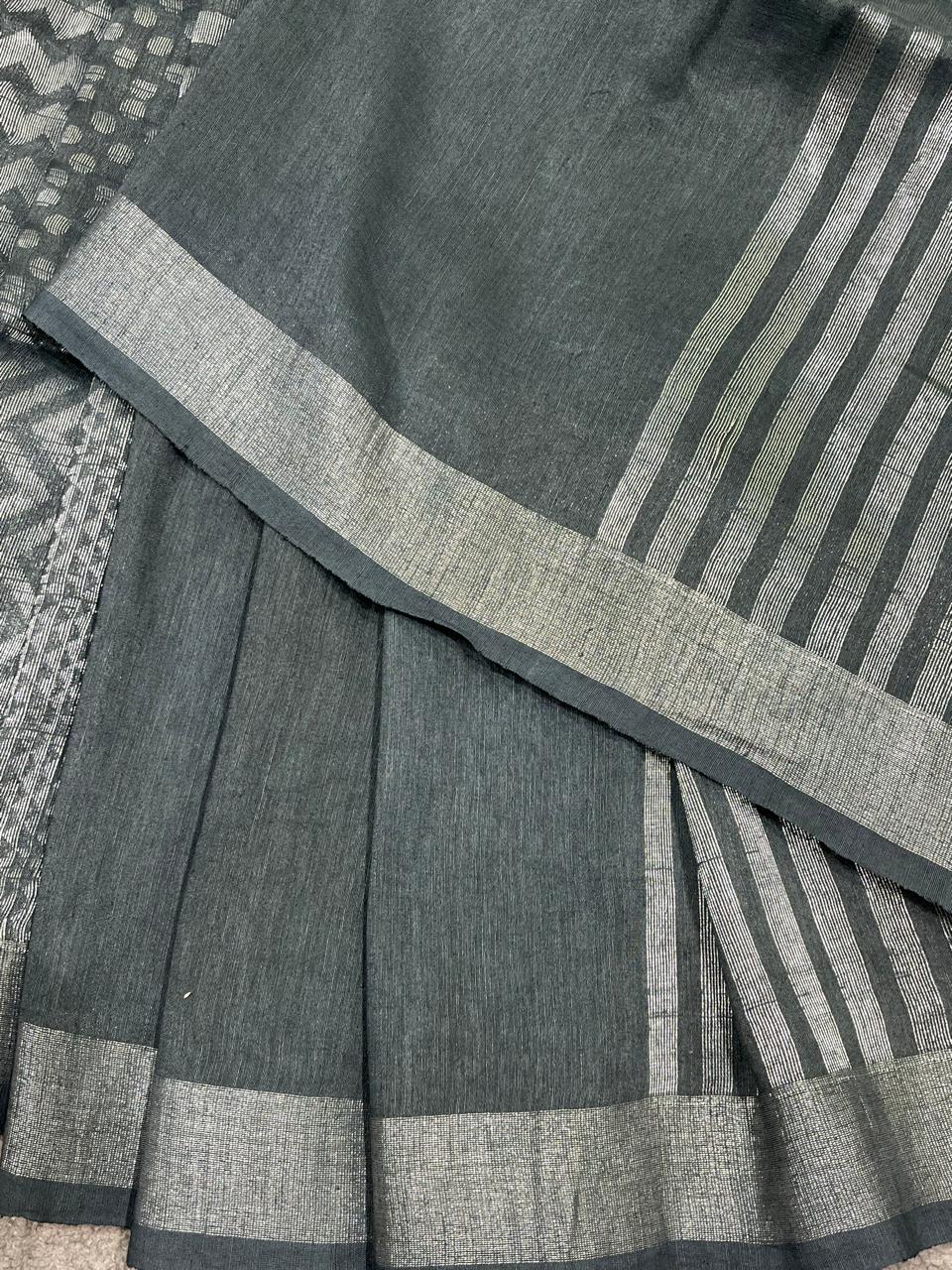 GREY PURE HANDLOOM LINEN SAREE