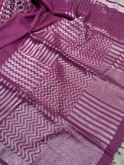 PLUM PURE HANDLOOM LINEN SAREE