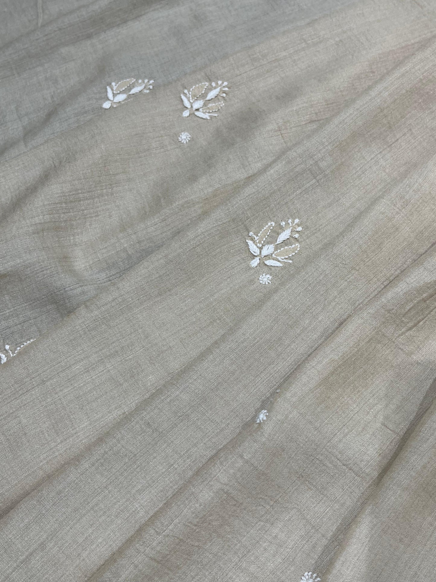 LIGHT BEIGE TASSAR PURE HANDLOOM LUCKNOWI SAREE