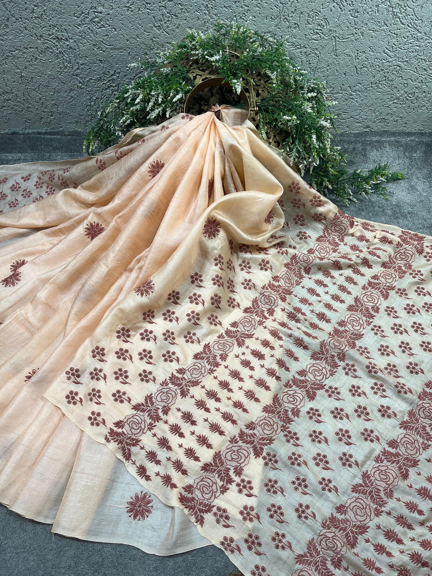 LIGHT PEACK TASSAR PURE HANDLOOM LUCKNOWI SAREE
