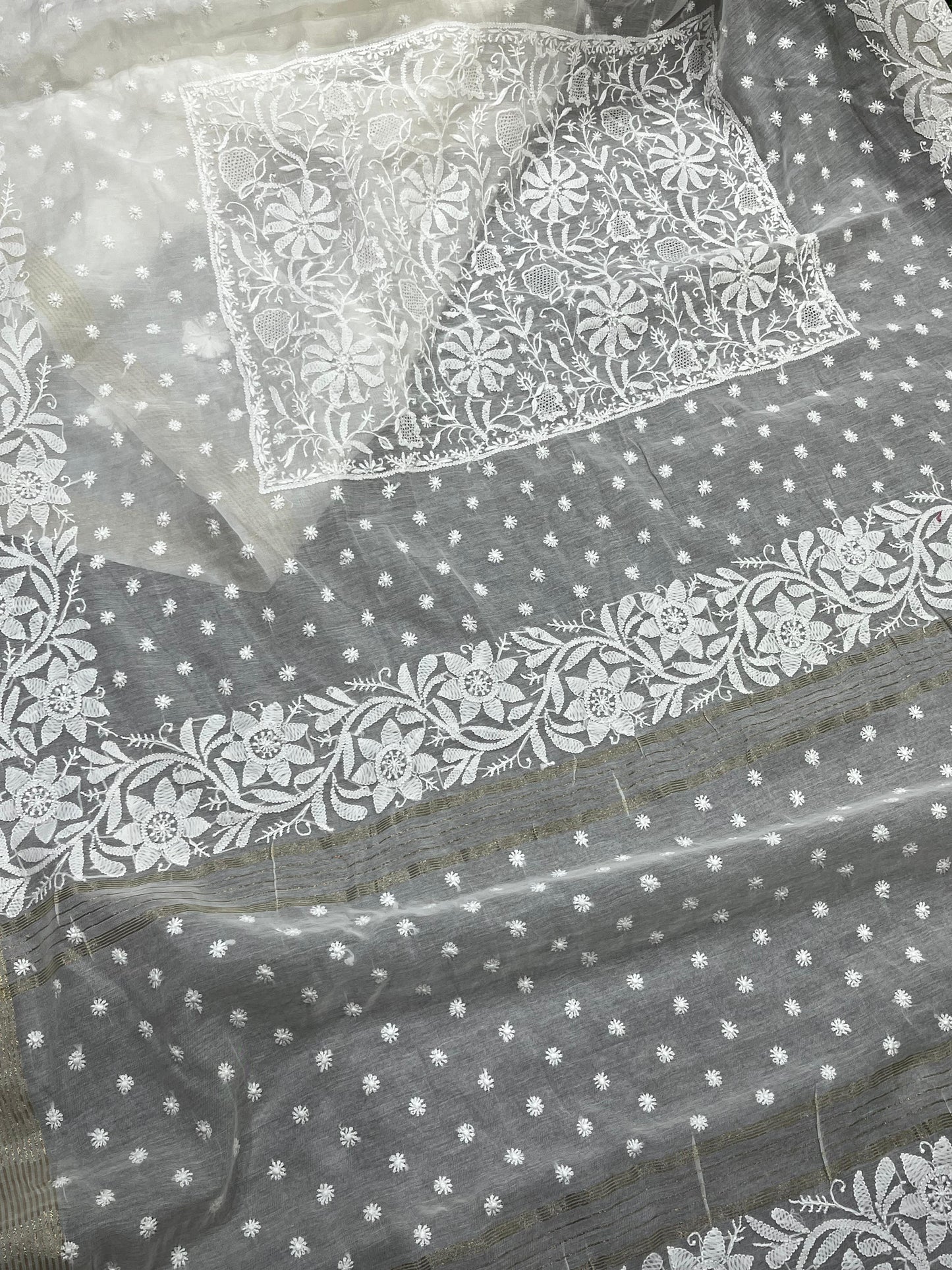 WHITE DYEABLE PURE HANDLOOM  LUCKNOWI EMBROIDERY SAREE