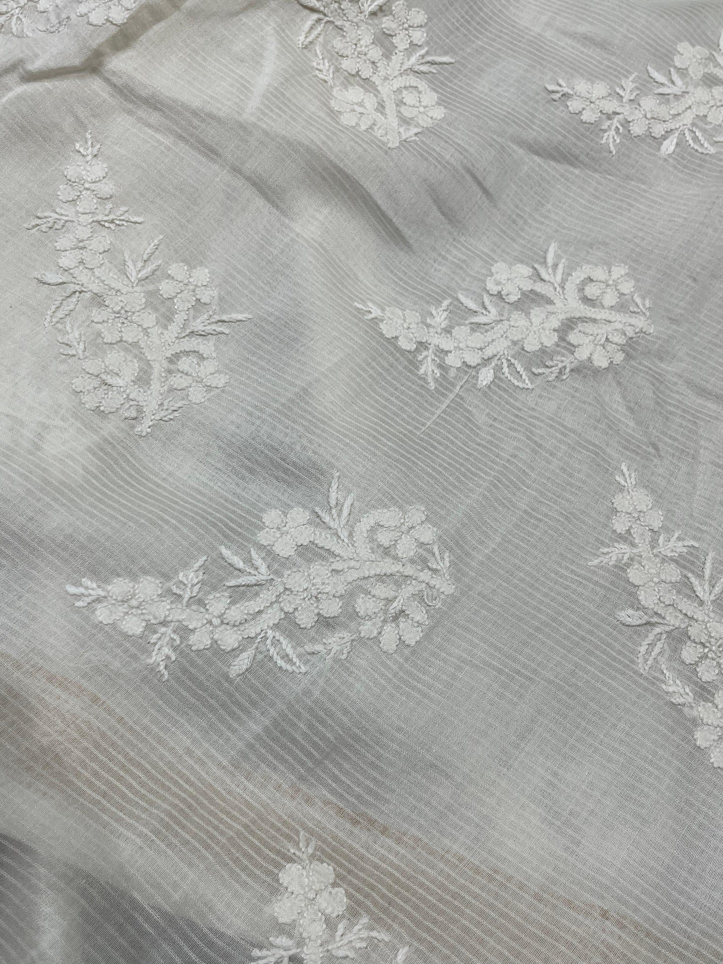 WHITE DYEABLE PURE HANDLOOM  LUCKNOWI EMBROIDERY SAREE