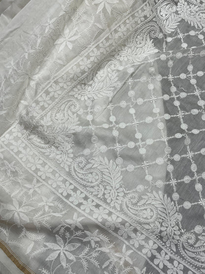 WHITE DYEABLE PURE HANDLOOM  LUCKNOWI EMBROIDERY SAREE