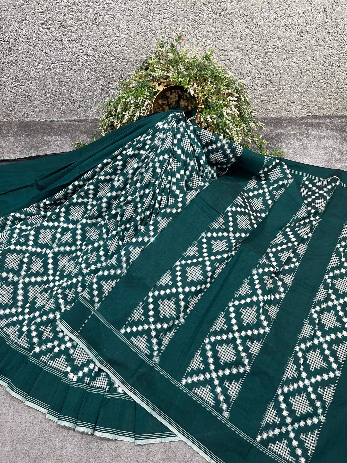 GREEN COTTON PURE HANDLOOM IKKAT SAREE