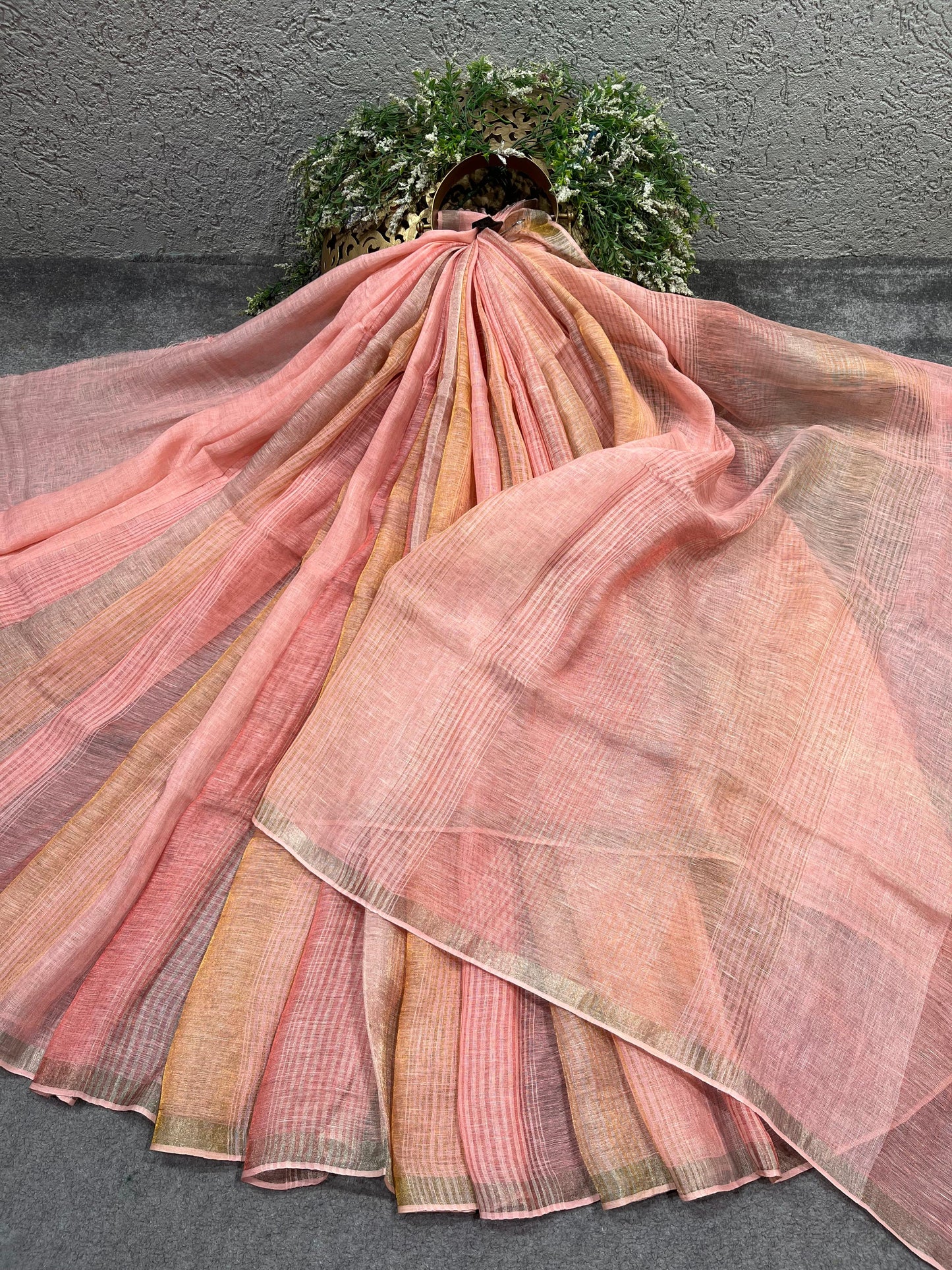 PINK PURE HANDLOOM LINEN SAREE