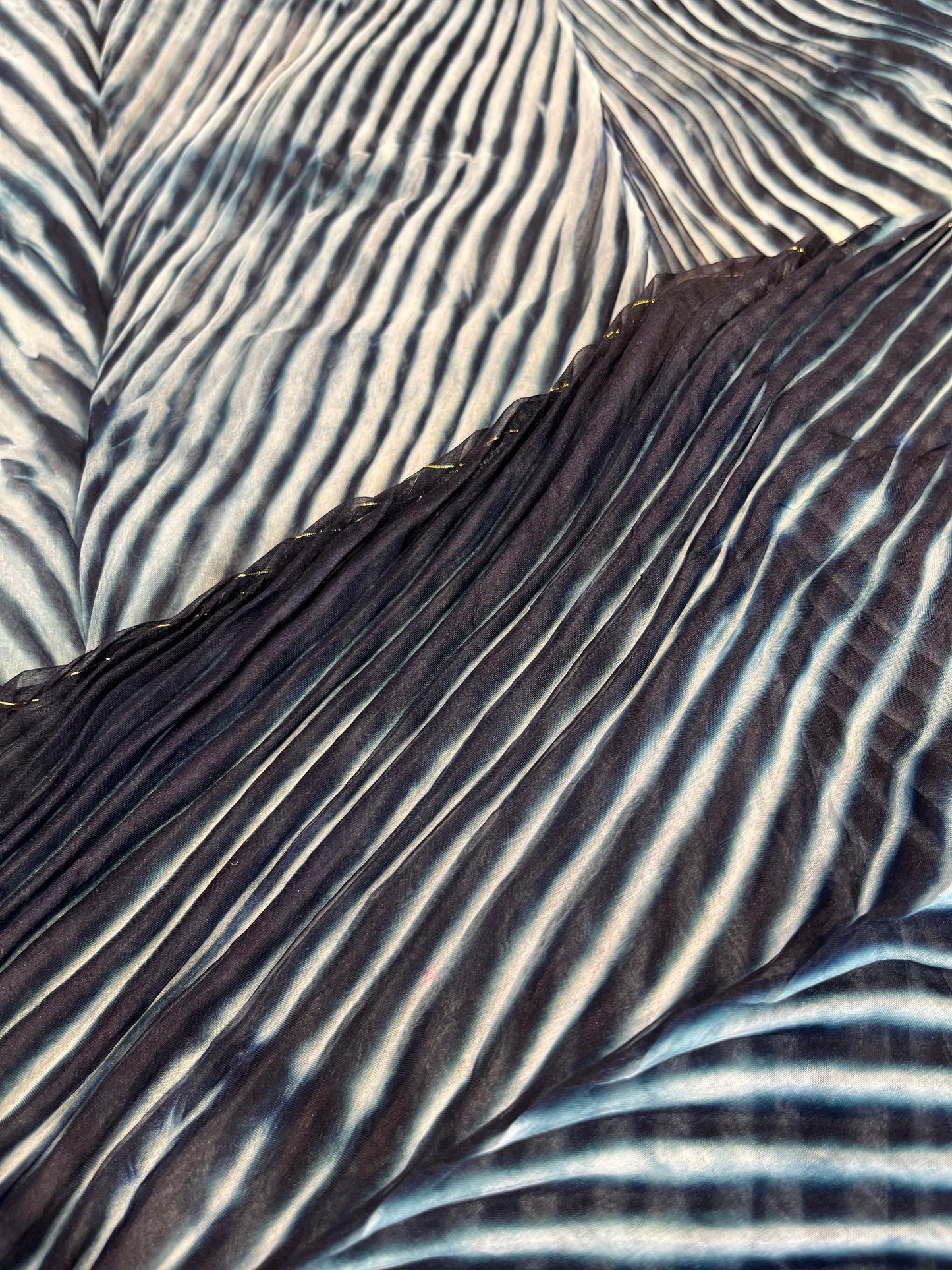 BLACK AND WHITE ORGANZA PURE HANDLOOM LEHERIYA SAREE