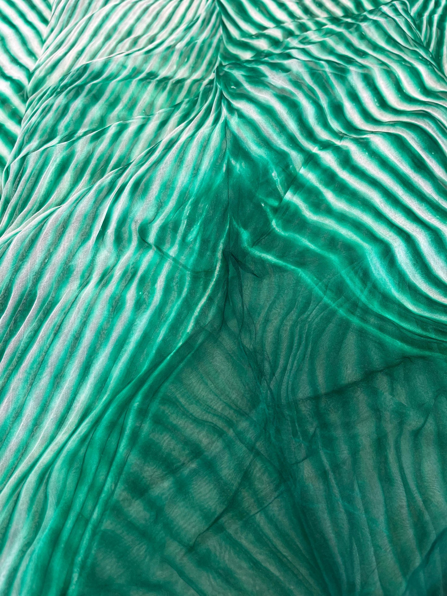 GREEN ORGANZA PURE HANDLOOM LEHERIYA SAREE