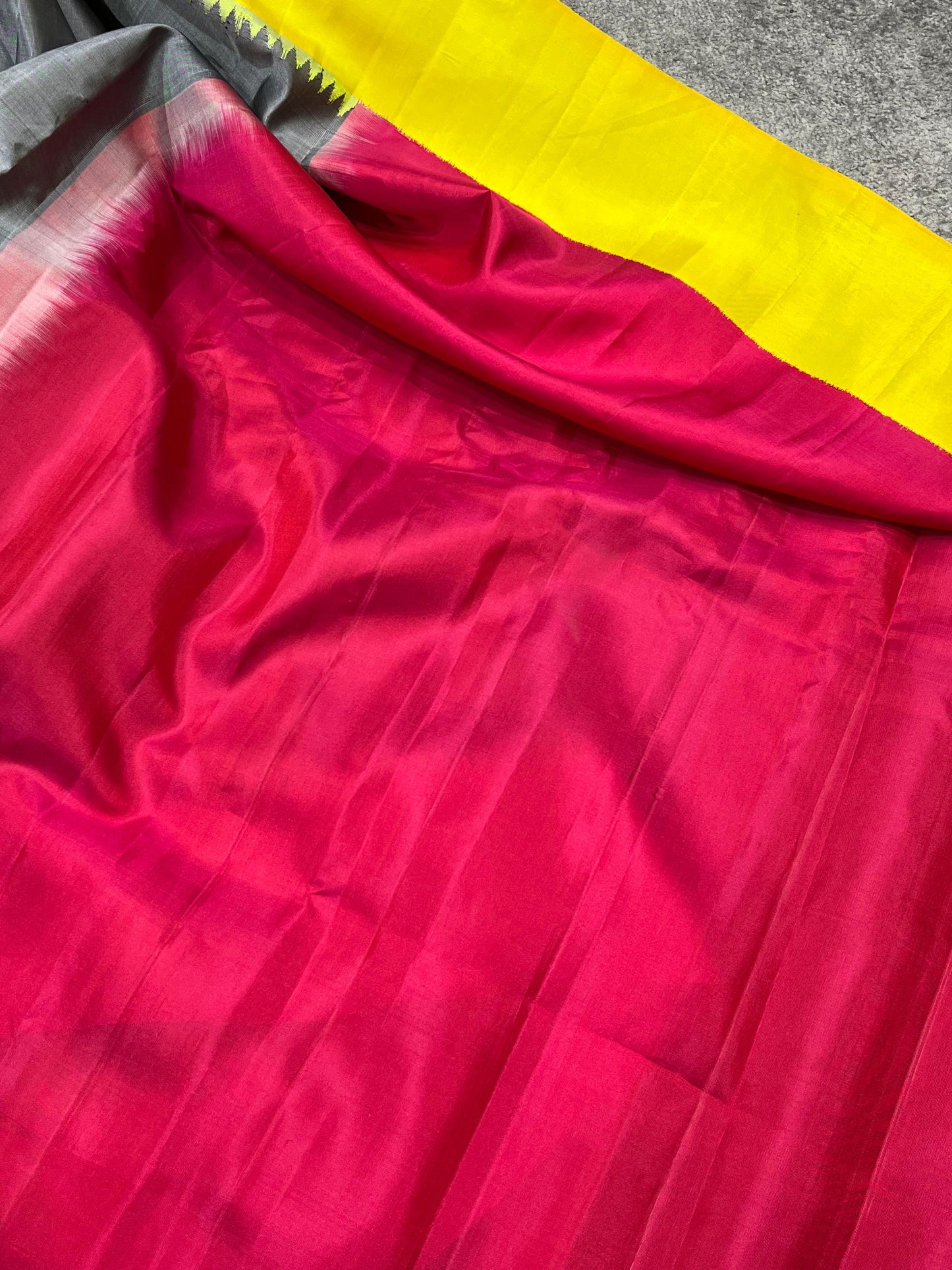 GREY SILK PURE HANDLOOM GADWAL SAREE