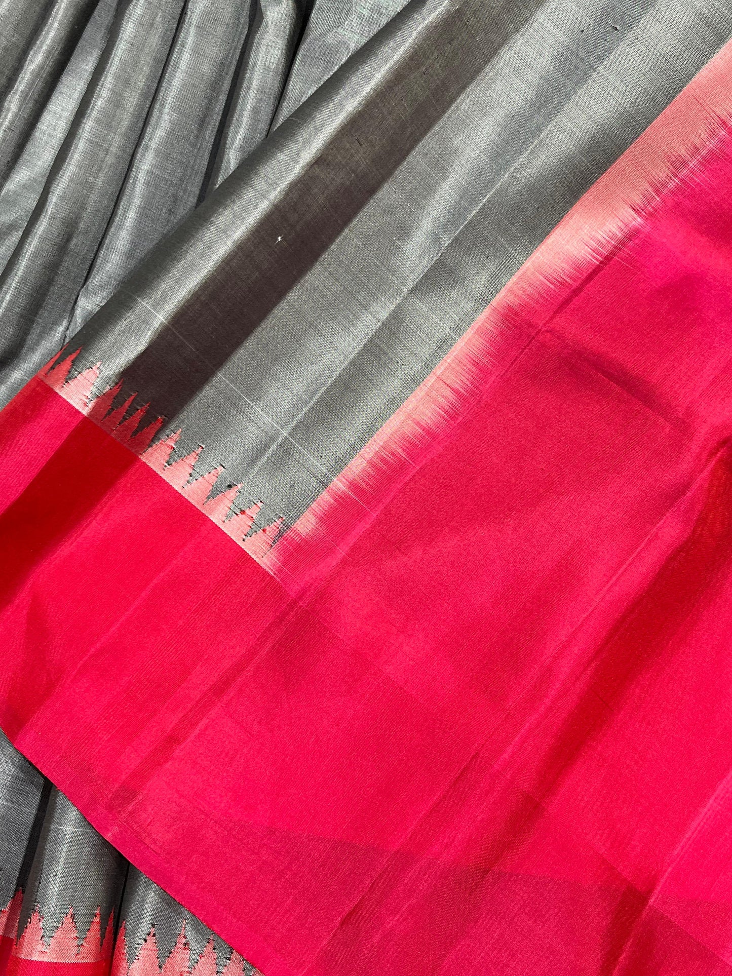 GREY SILK PURE HANDLOOM GADWAL SAREE