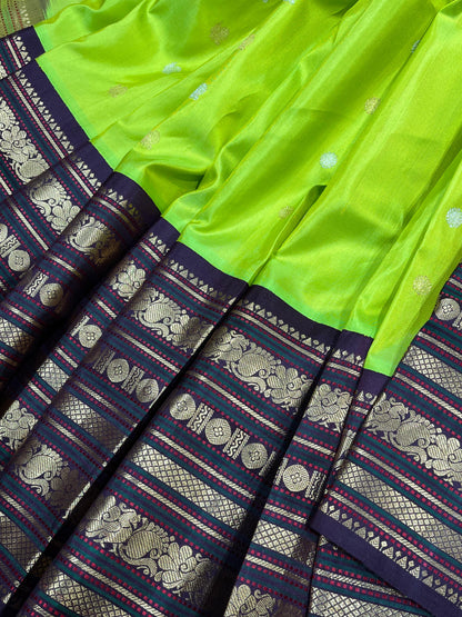 PARROT GREEN SILK PURE HANDLOOM GADWAL SAREE