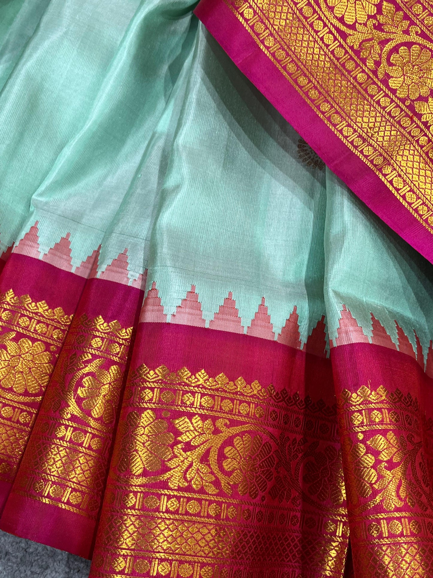 MINT GREEN SILK PURE HANDLOOM GADWAL SAREE