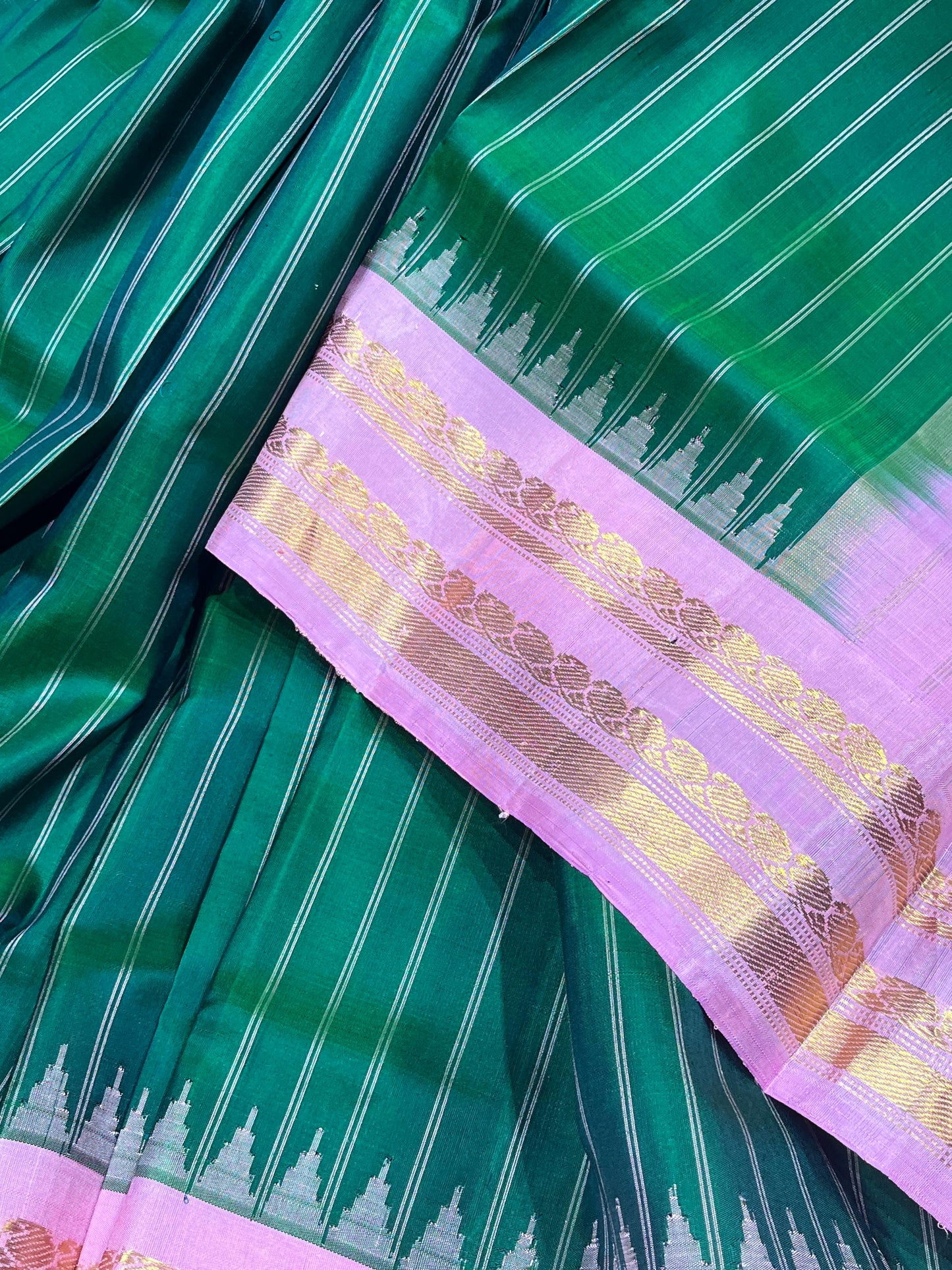 GREEN SILK PURE HANDLOOM GADWAL SAREE