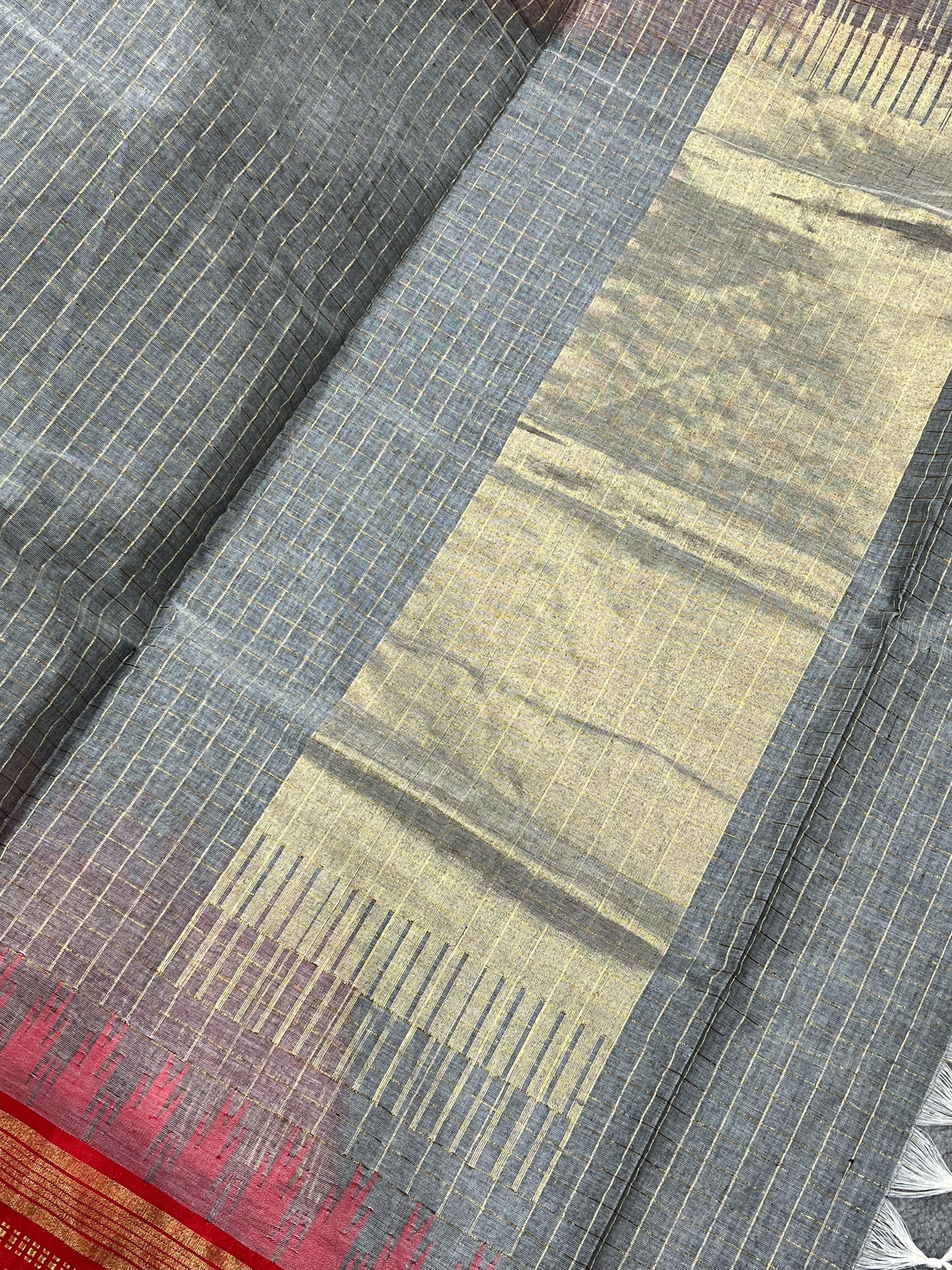 GREY PURE HANDLOOM PONDRU KHADI SAREE