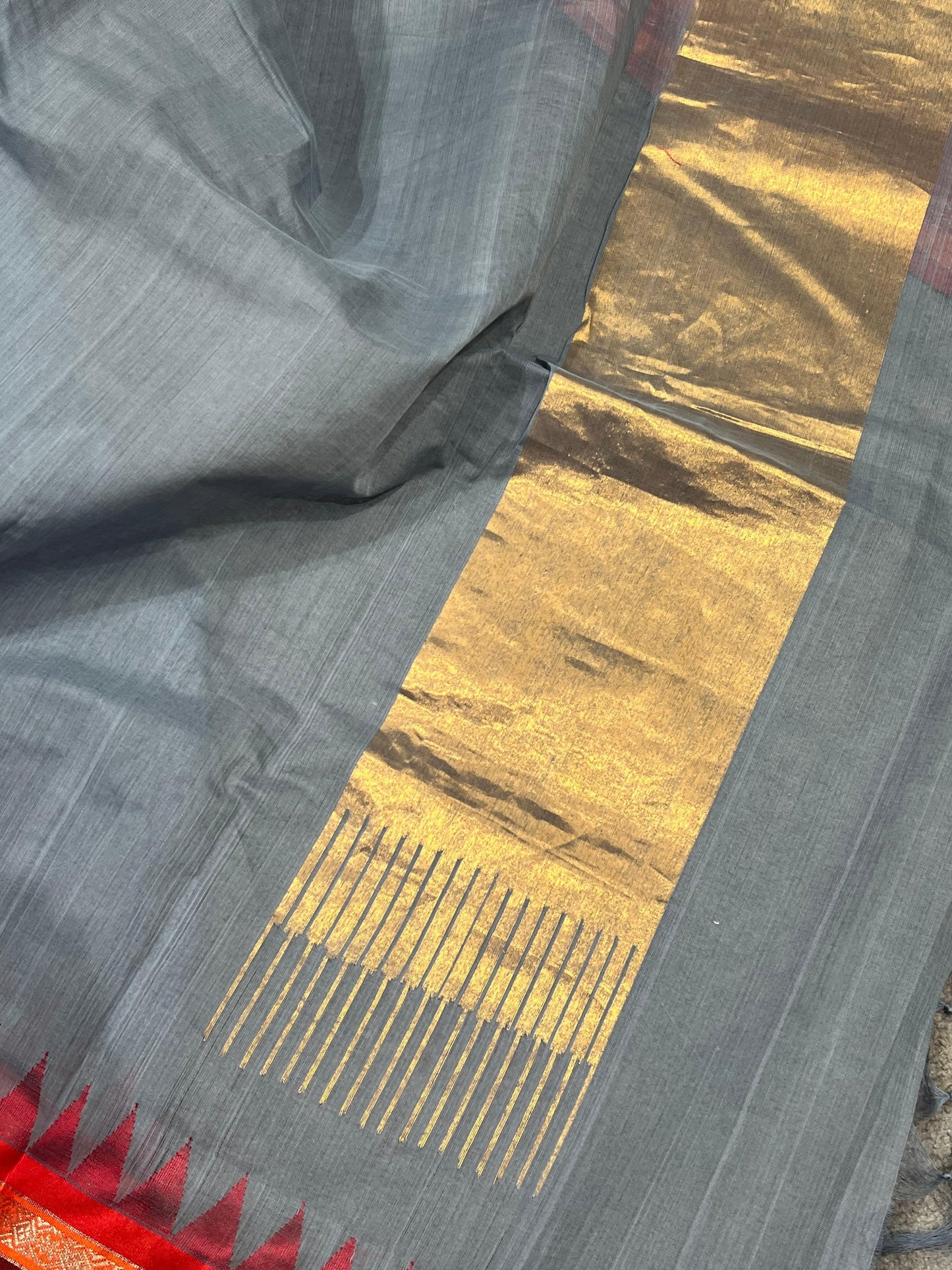 GREY PURE HANDLOOM PONDRU KHADI SAREE