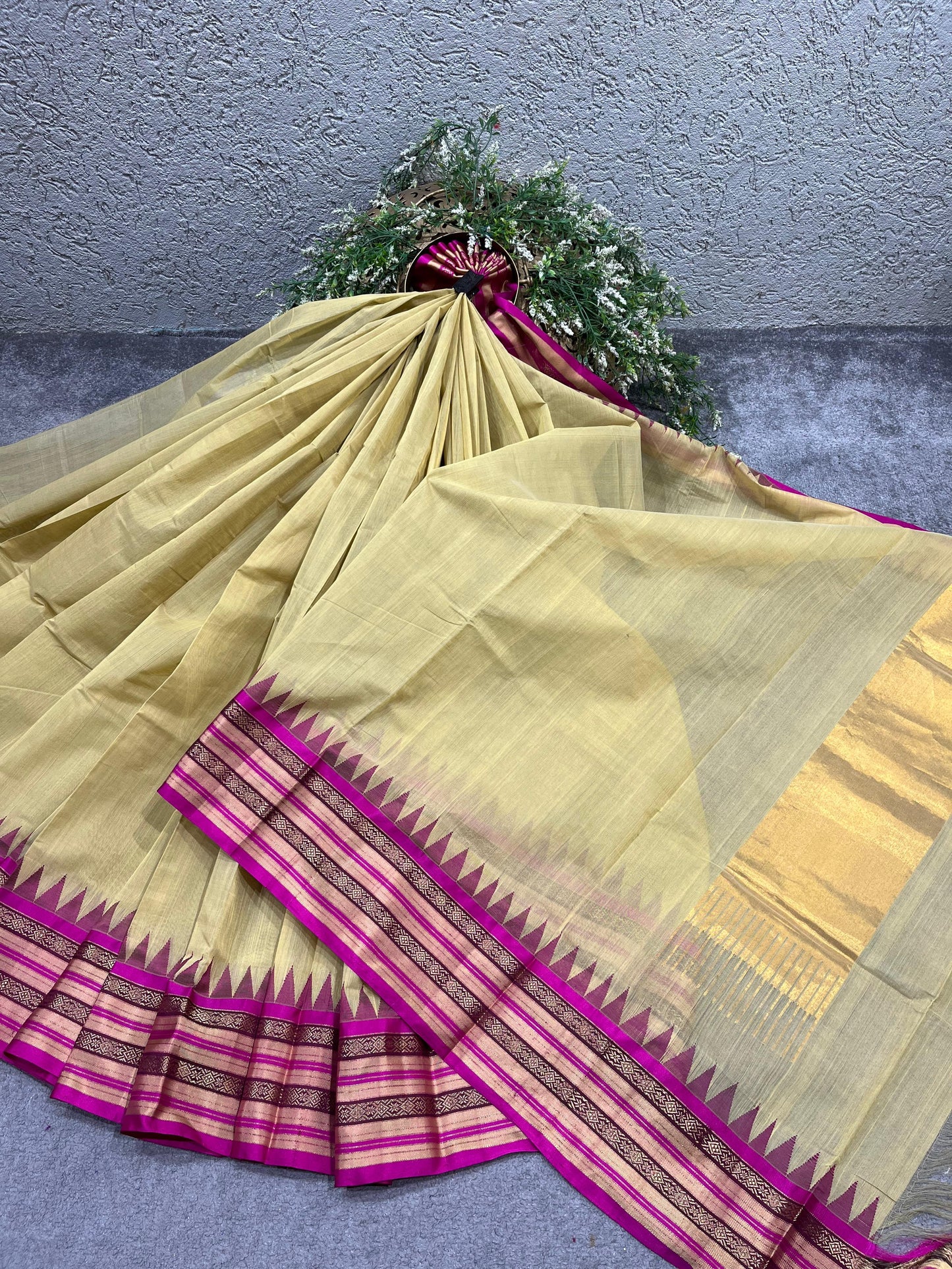 PASTEL YELLOW PURE HANDLOOM PONDRU KHADI SAREE