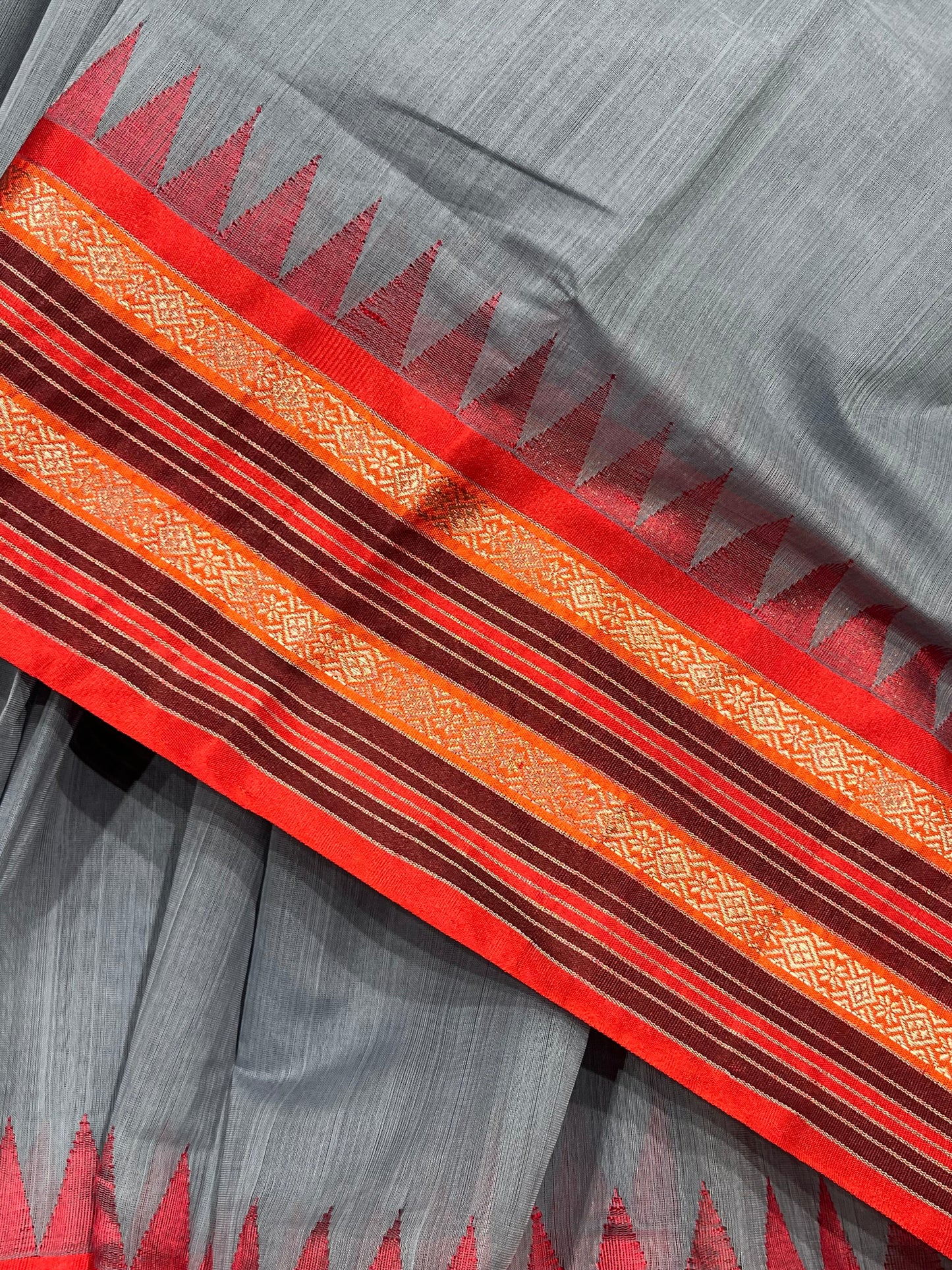 GREY PURE HANDLOOM PONDRU KHADI SAREE