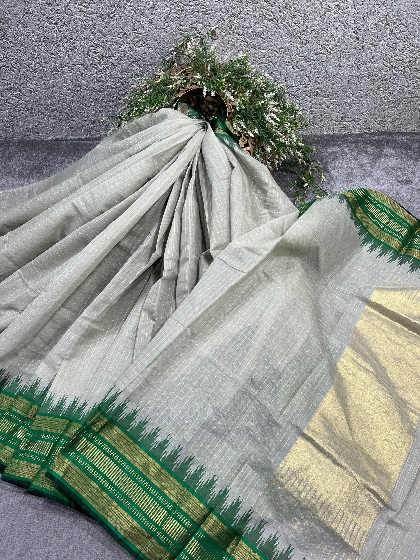 GREY PURE HANDLOOM PONDRU KHADI SAREE