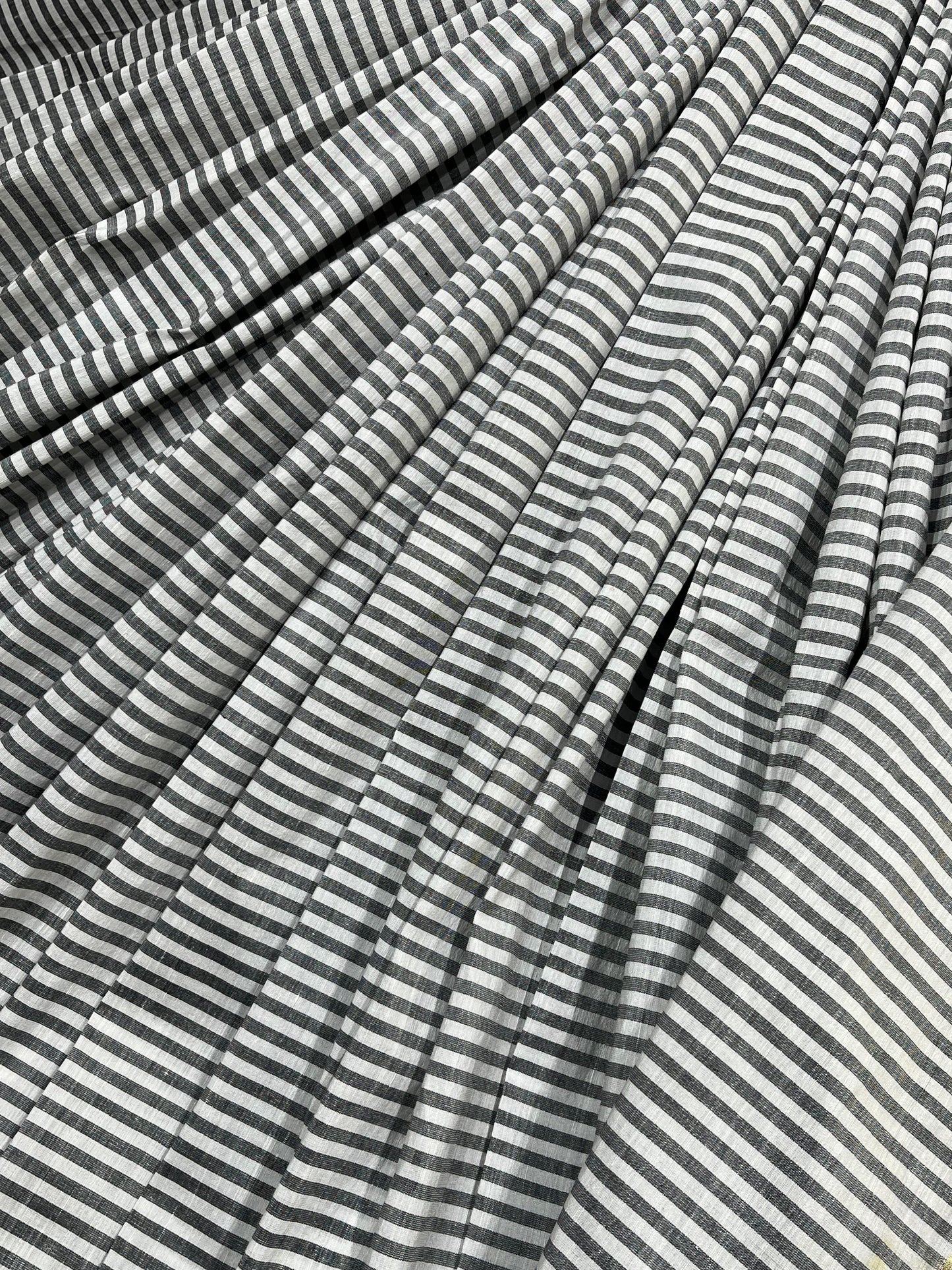 WHITE GREY LINEN PURE HANDLOOM PAITHANI SAREE
