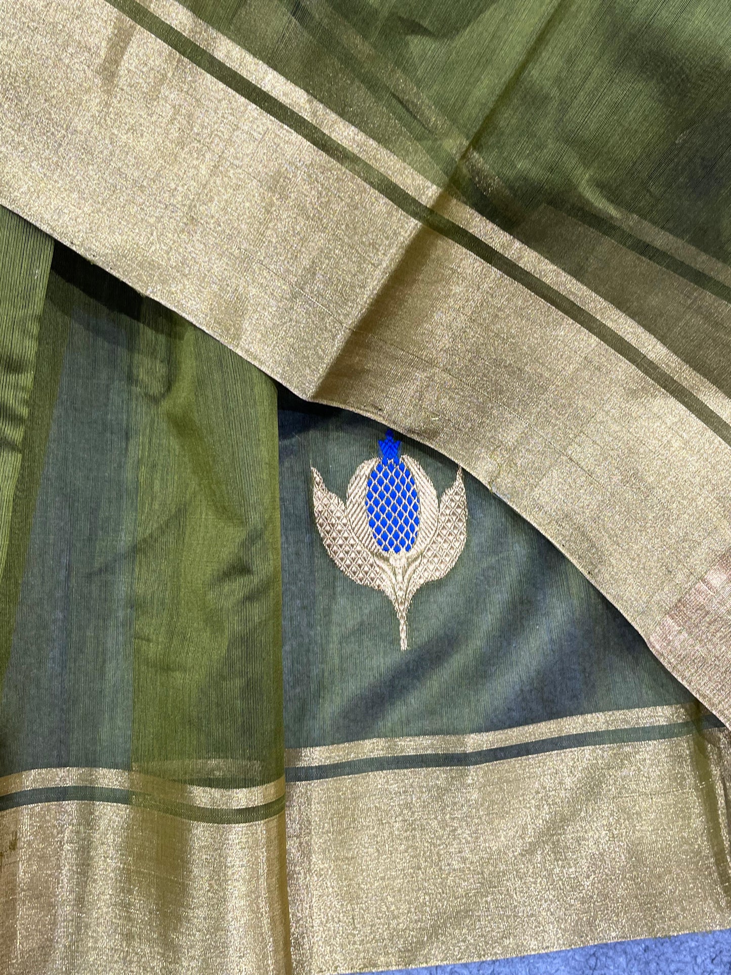 OLIVE GREEN COTTON PURE HANDLOOM CHANDERI SAREE