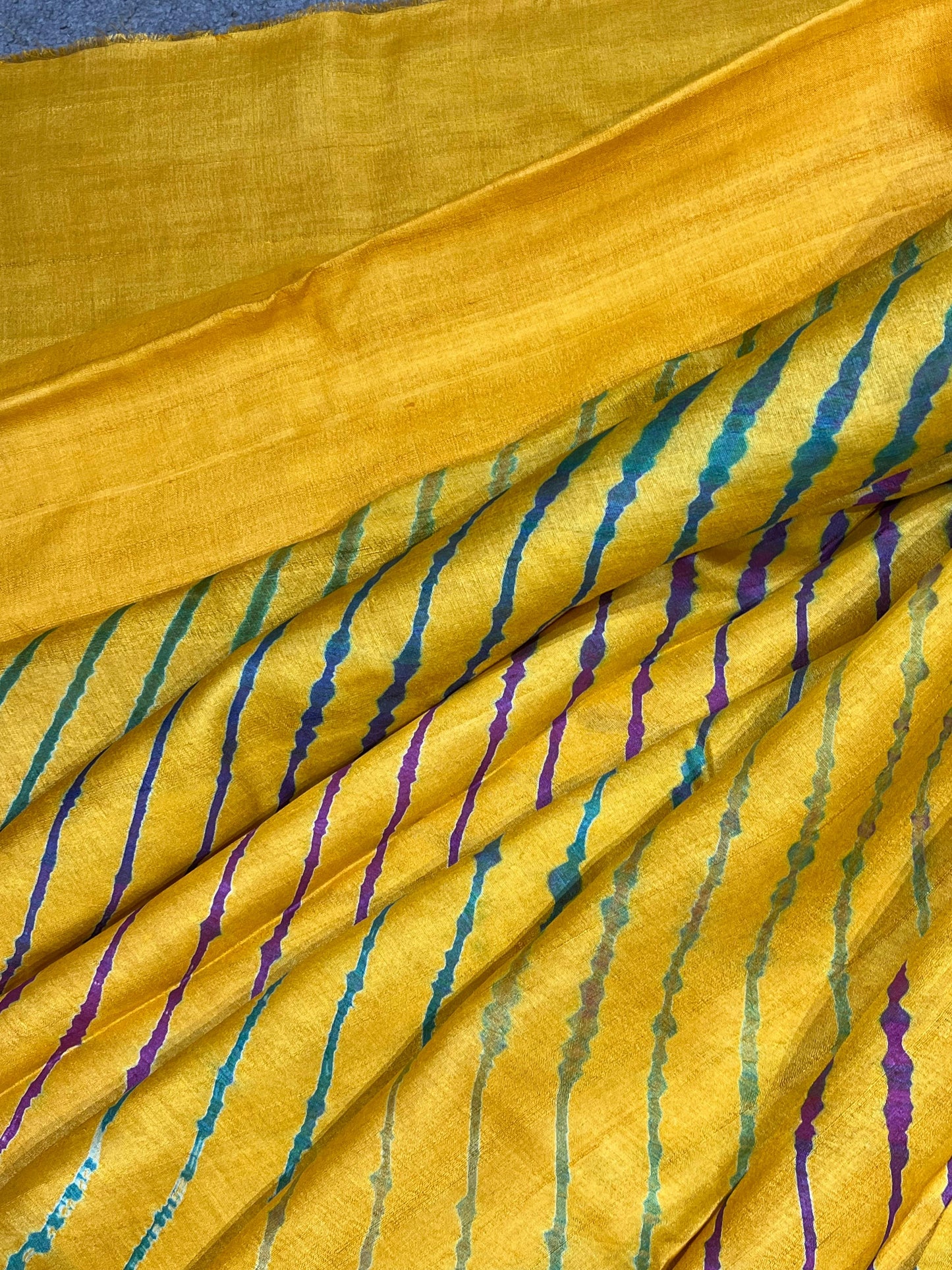 YELLOW TASSAR PURE HANDLOOM LEHERIYA SAREE