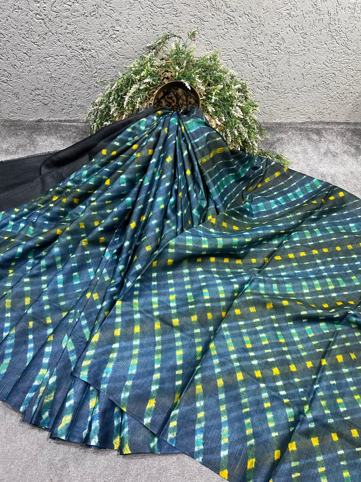 NAVY BLUE TASSAR PURE HANDLOOM LEHERIYA SAREE