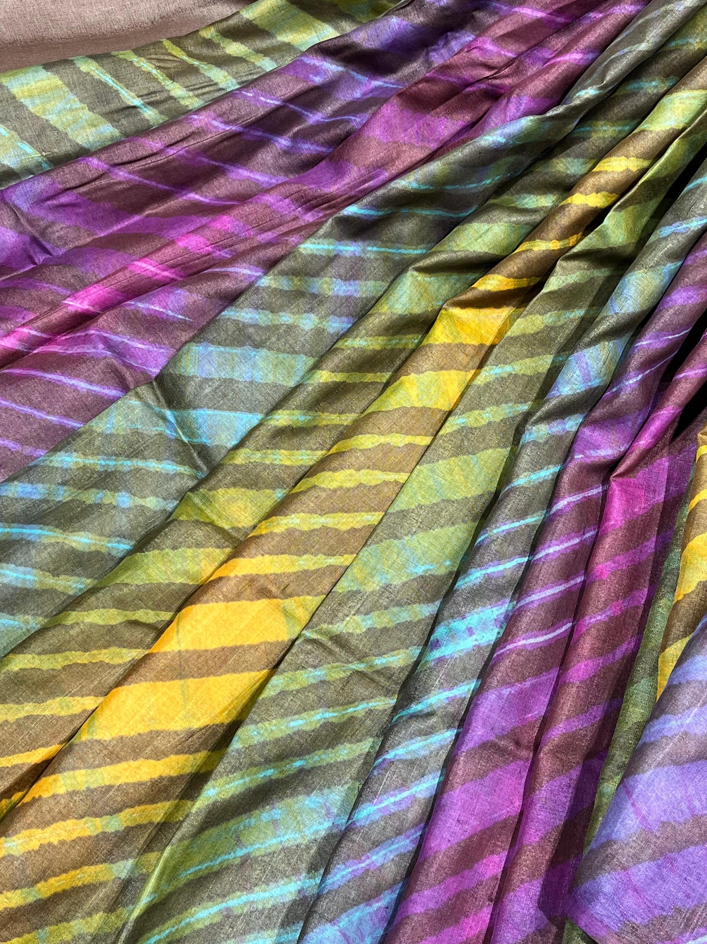 BROWN TASSAR PURE HANDLOOM LEHERIYA SAREE