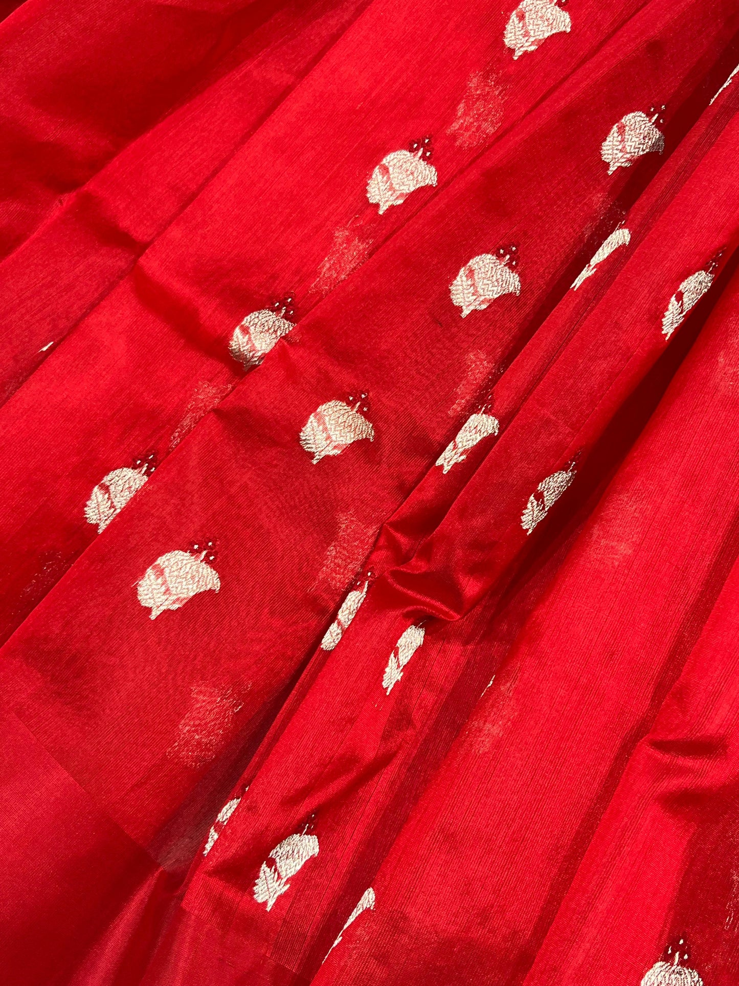 RED SILK PURE HANDLOOM CHANDERI SAREE