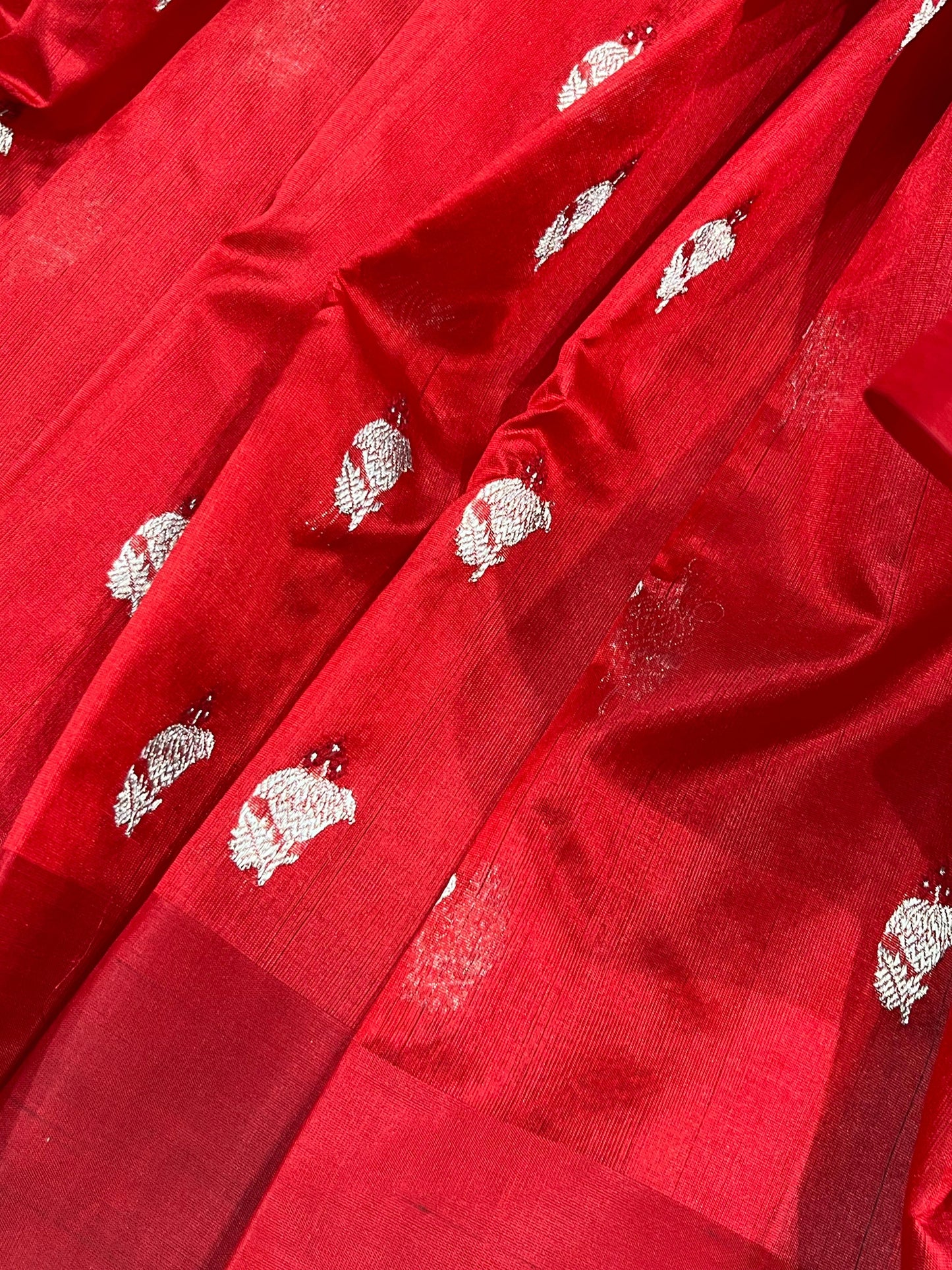 RED SILK PURE HANDLOOM CHANDERI SAREE