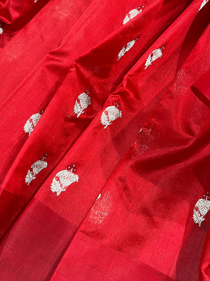 RED SILK PURE HANDLOOM CHANDERI SAREE