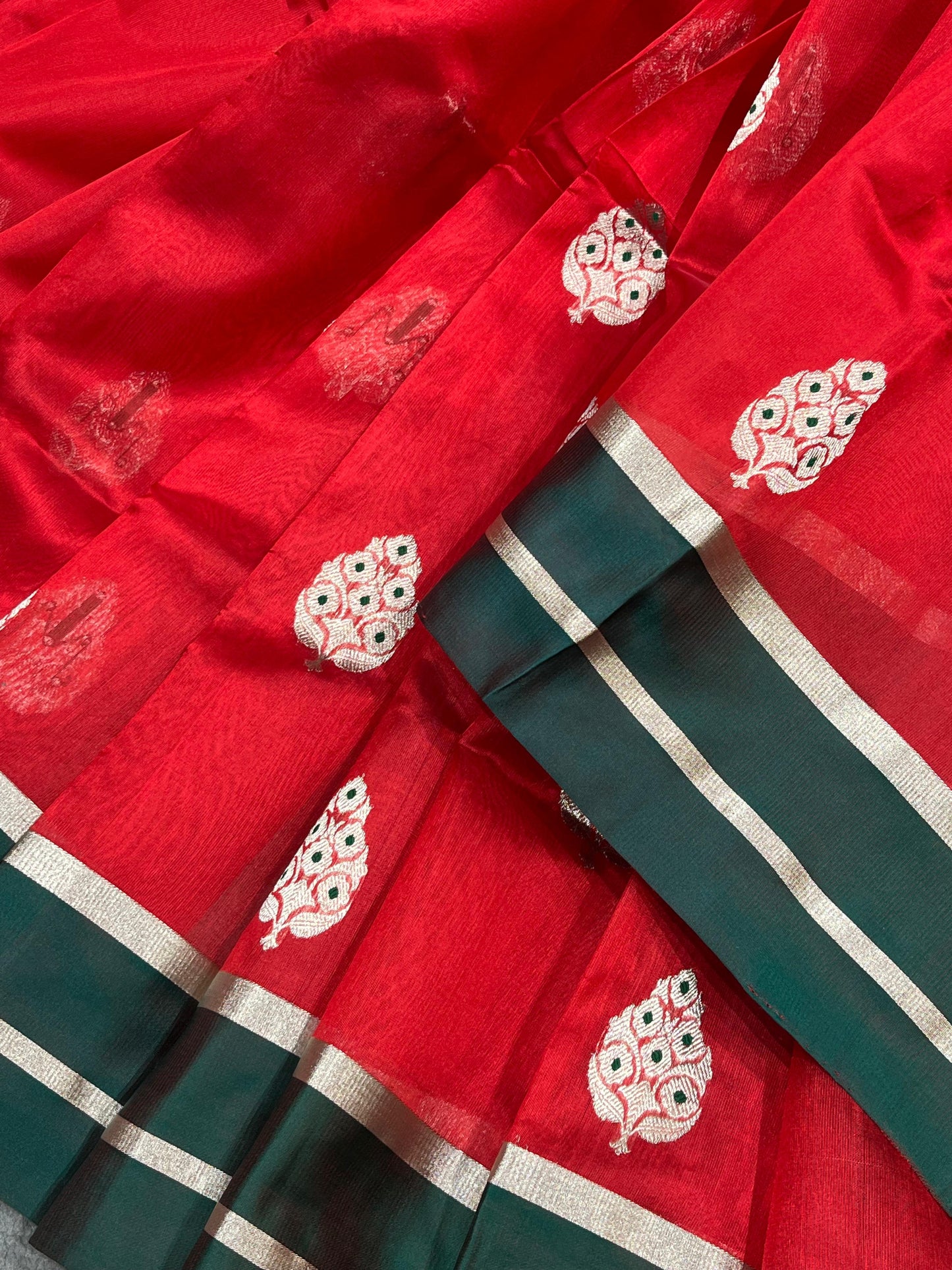 RED SILK PURE HANDLOOM CHANDERI SAREE