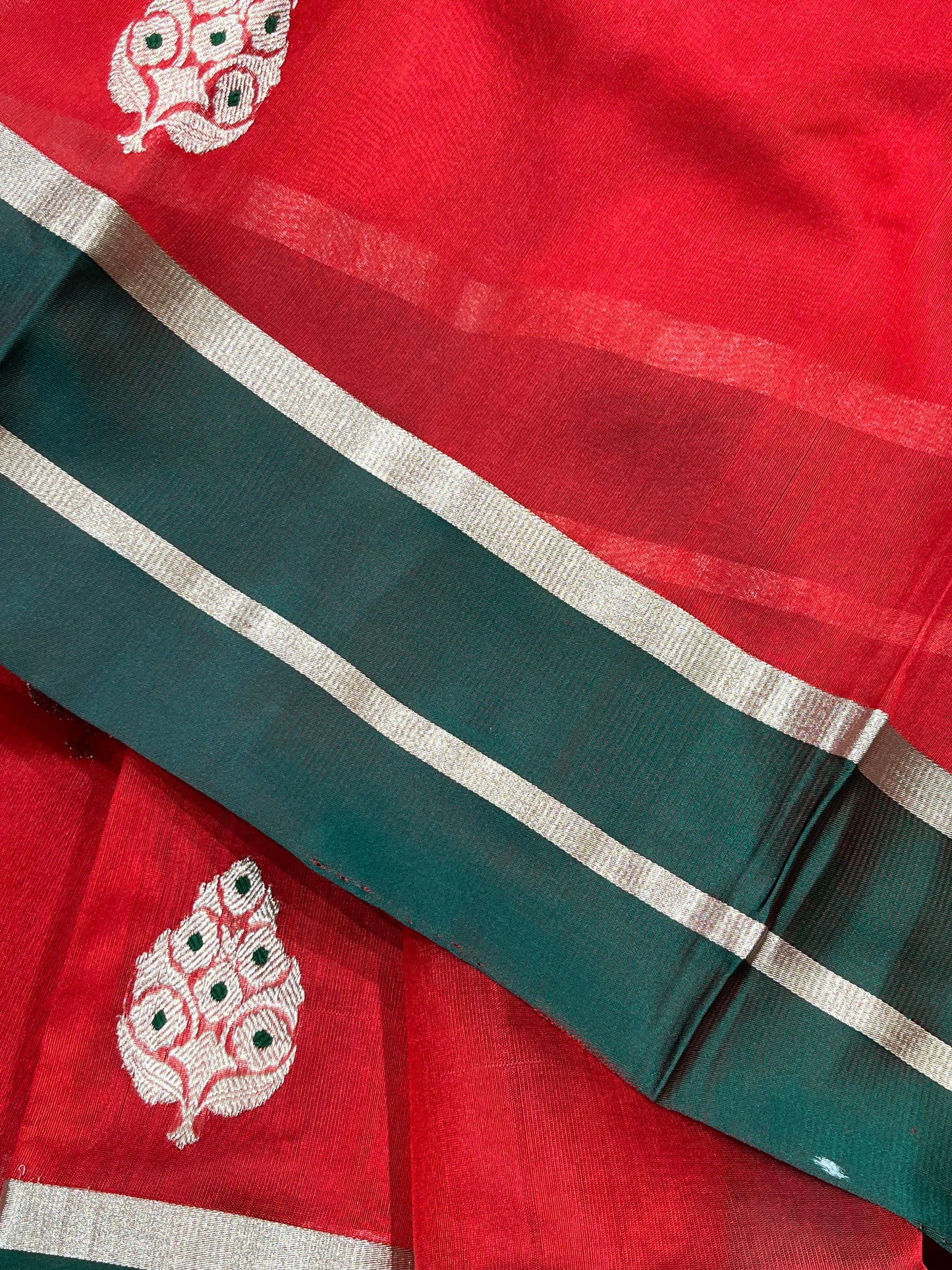 RED SILK PURE HANDLOOM CHANDERI SAREE
