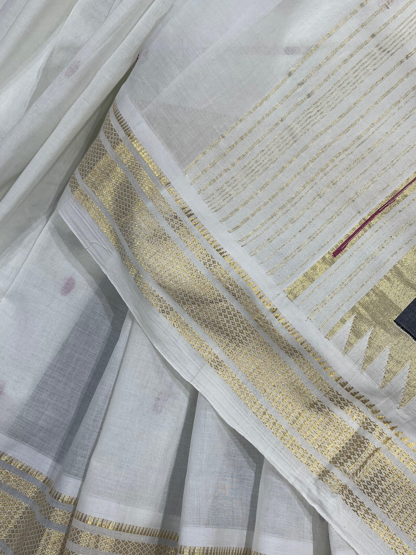 WHITE COTTON PURE HANDLOOM PAITHANI SAREE
