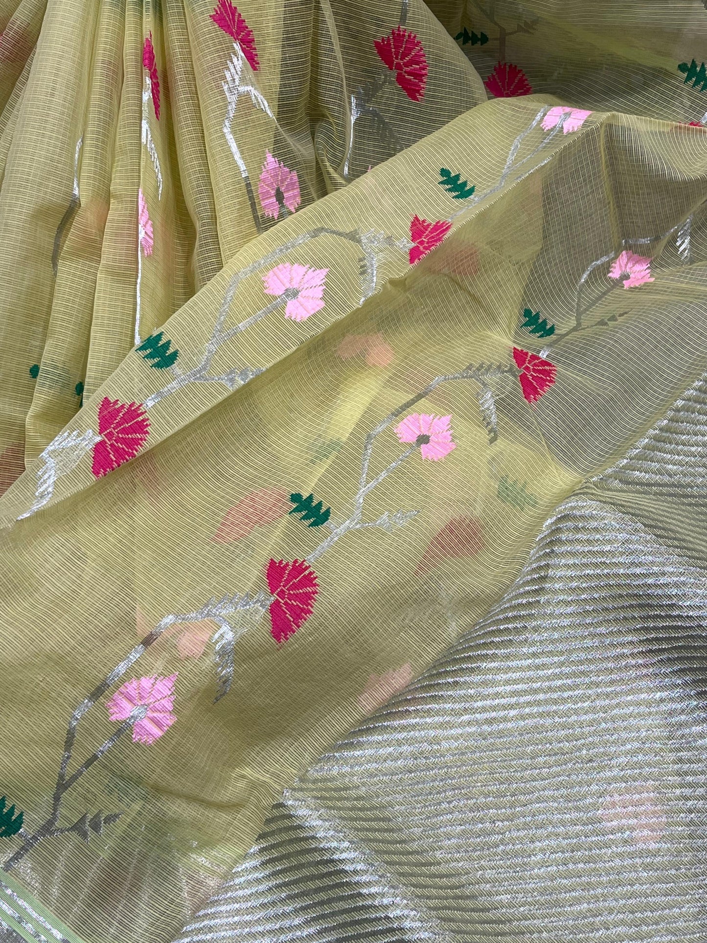 OLIVE GREEN PURE HANDLOOM KOTA DORIYA SAREE