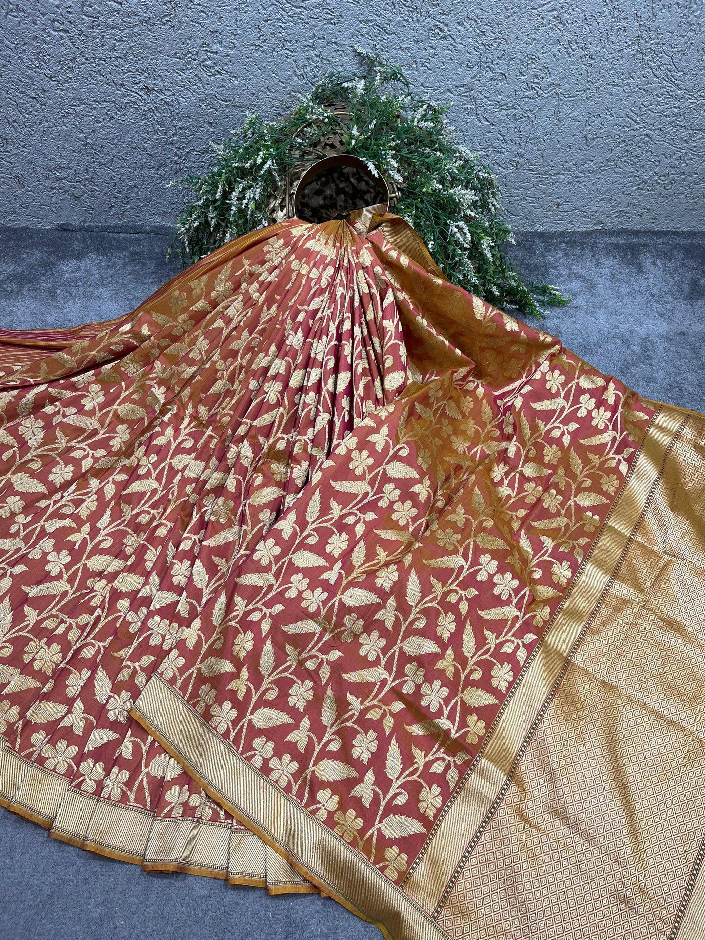 DUSTY ROSE SILK PURE HANDLOOM BANARASI SAREE