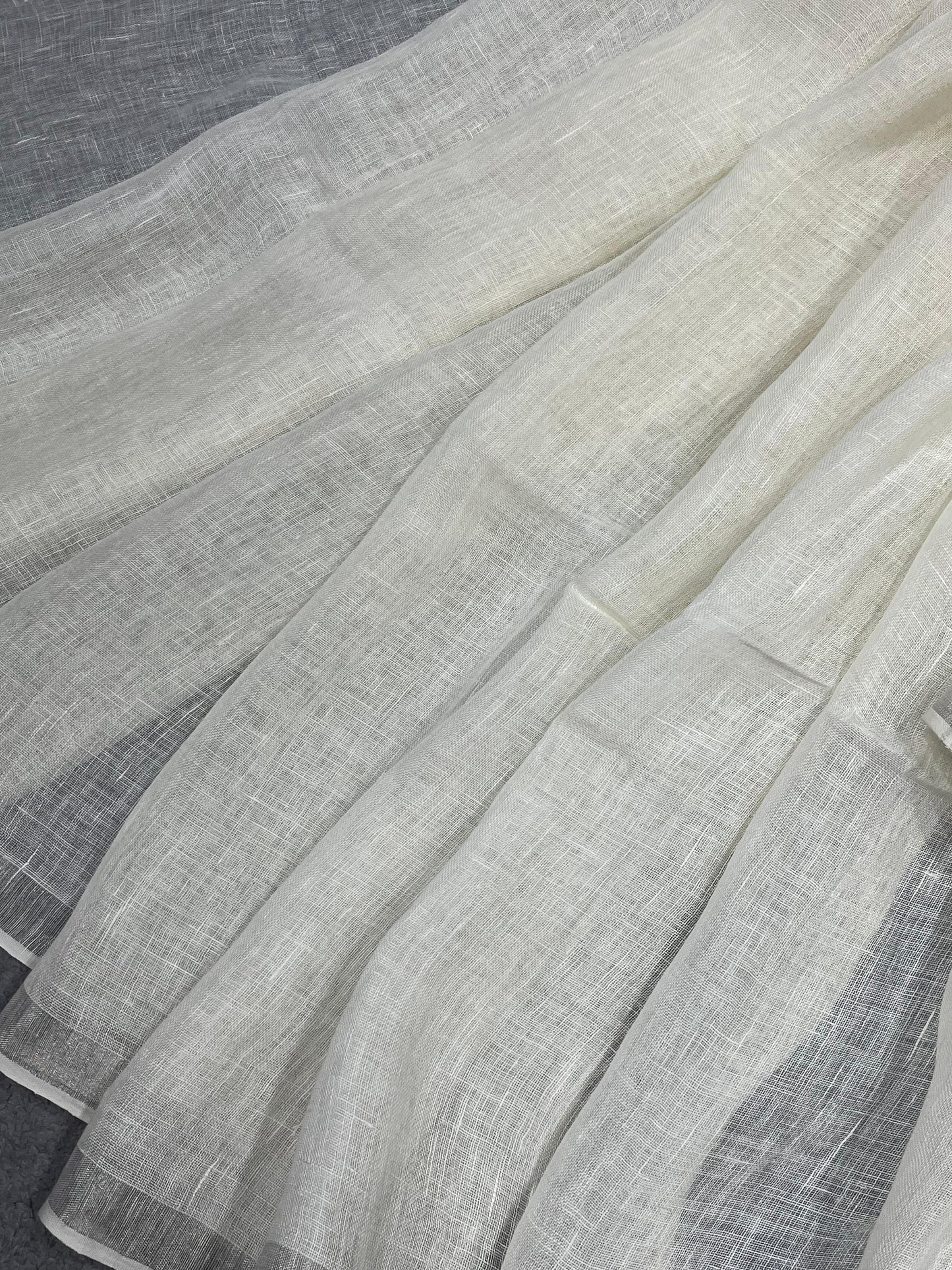 PEARL WHITE PURE HANDLOOM LINEN SAREE
